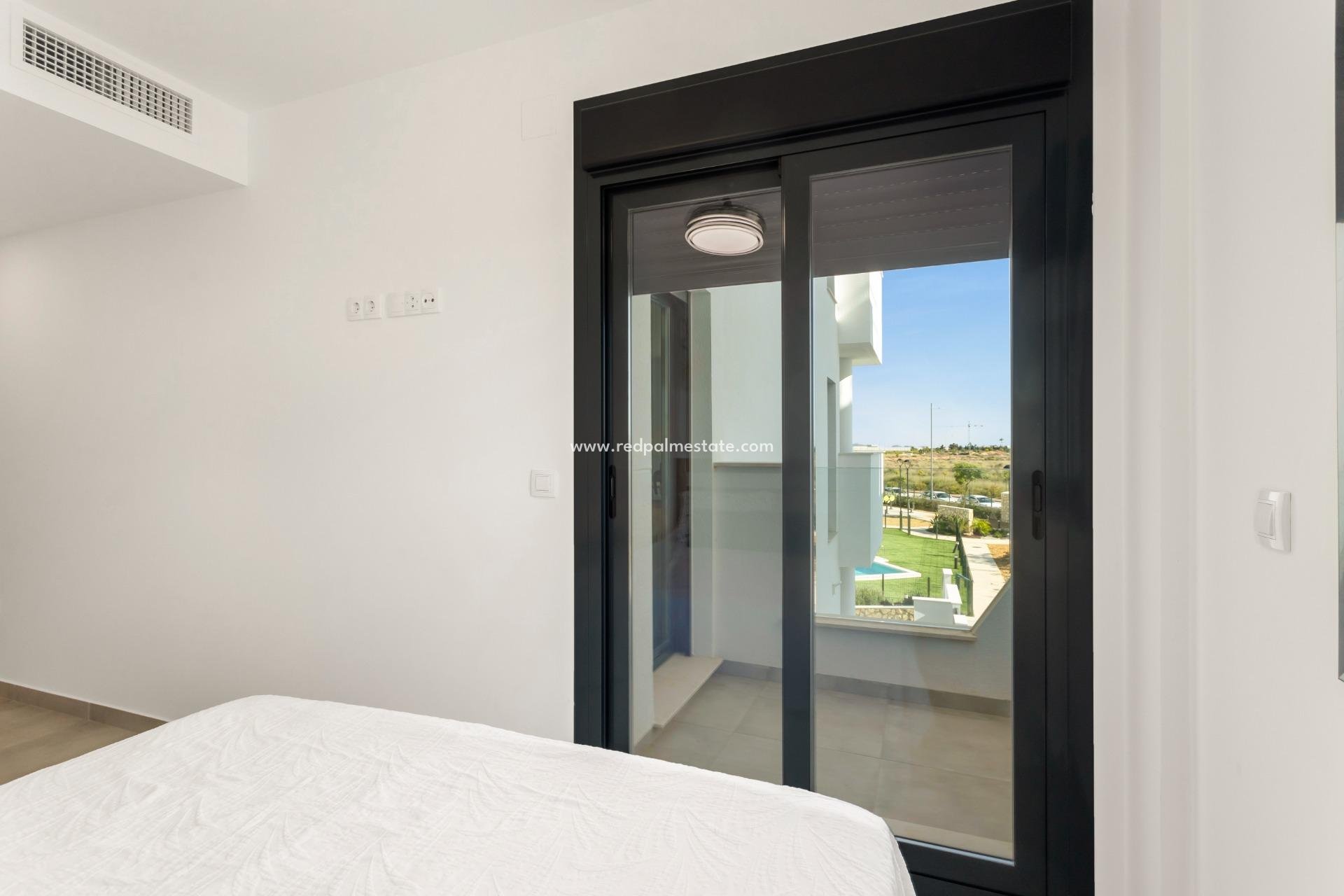 Resale - Apartments -
Los Alczares - Santa Rosalia