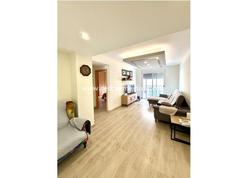 Resale - Apartments -
Mazarron - Centro