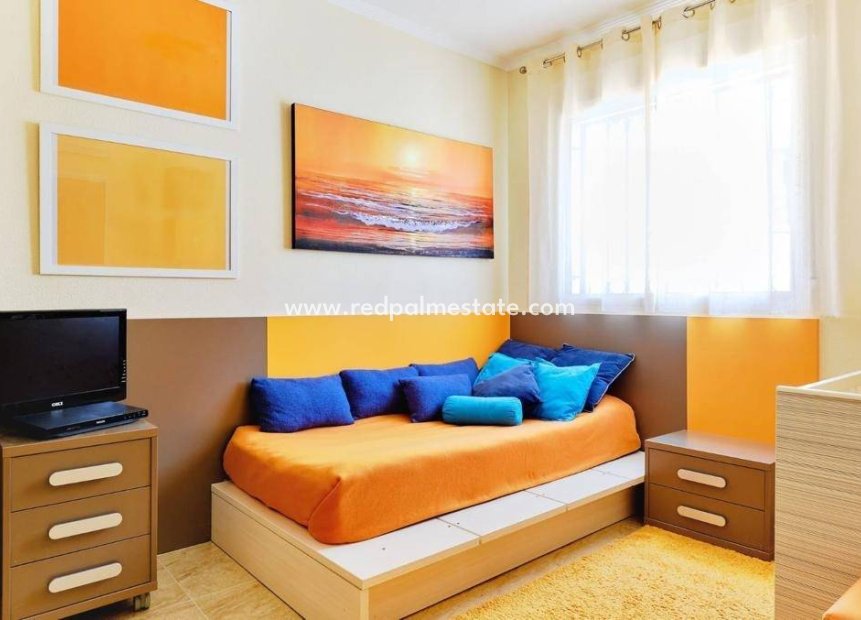 Resale - Apartments -
Orihuela Costa - Altos de Campoamor