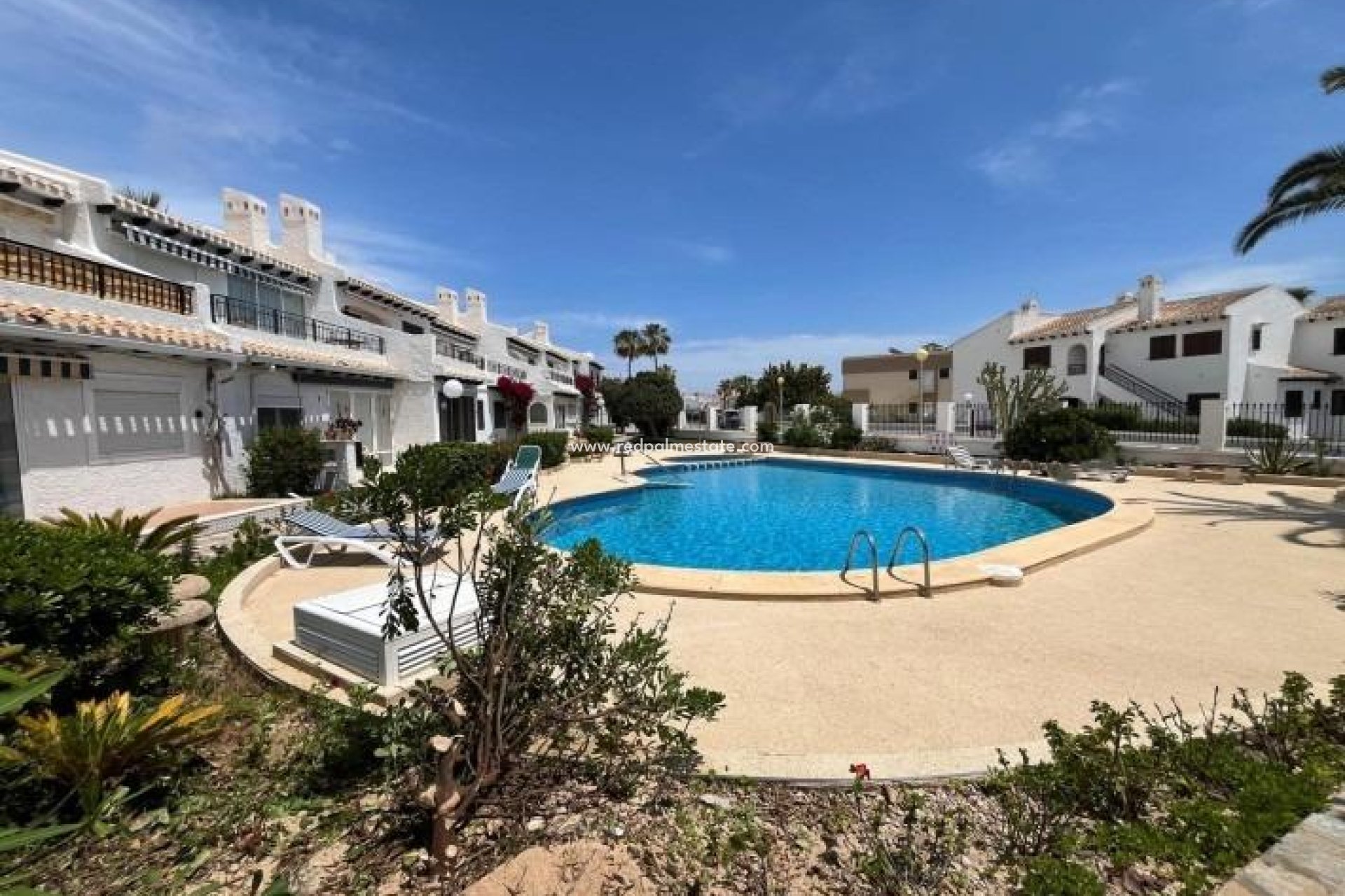 Resale - Apartments -
Orihuela Costa - Cabo Roig
