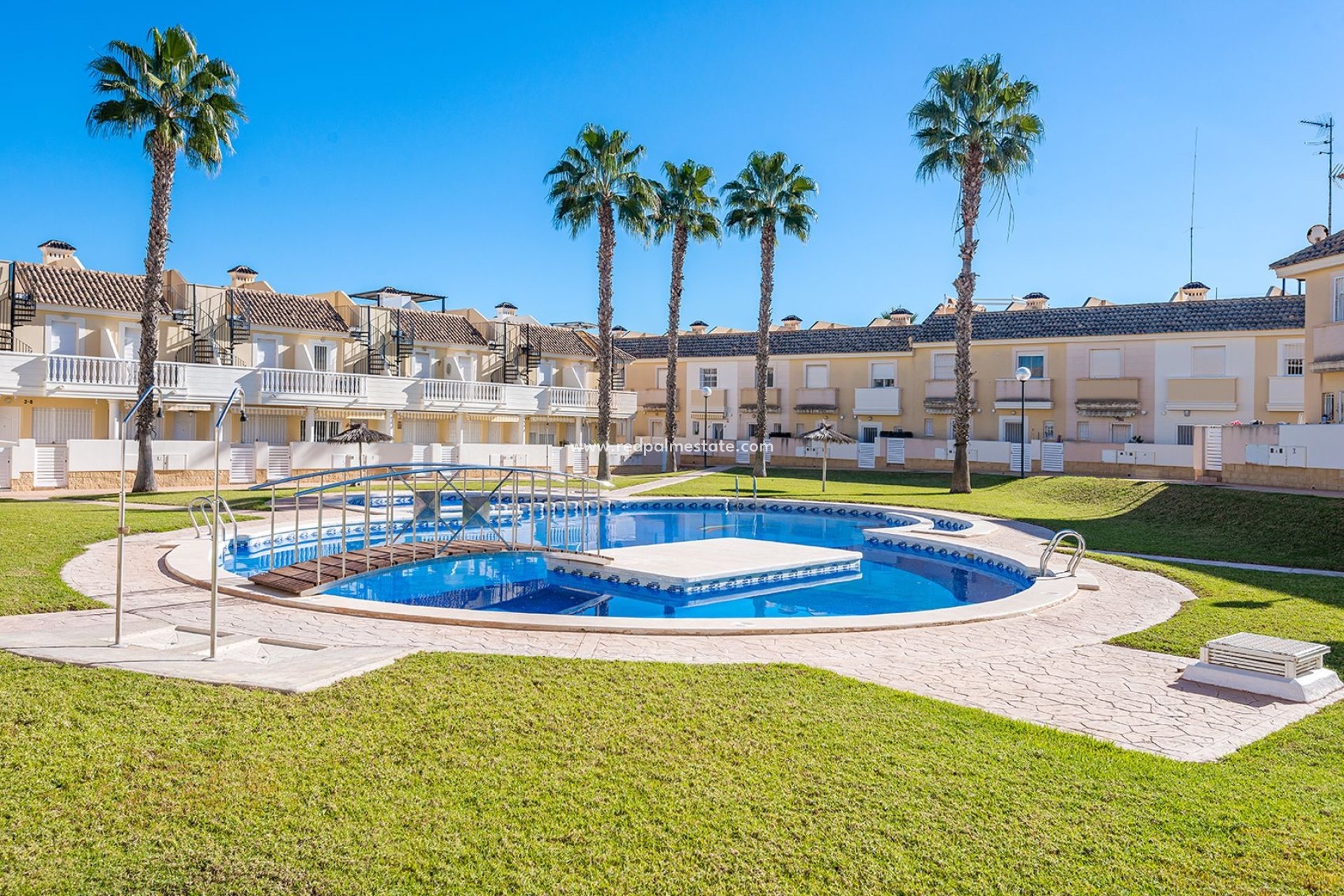 Resale - Apartments -
Orihuela Costa - Cabo Roig