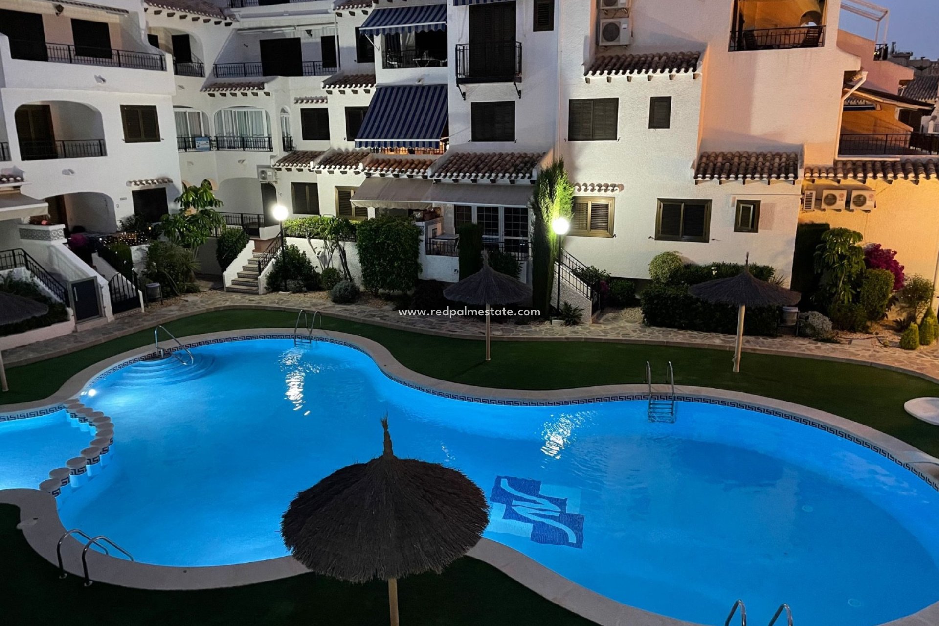 Resale - Apartments -
Orihuela Costa - Cabo Roig