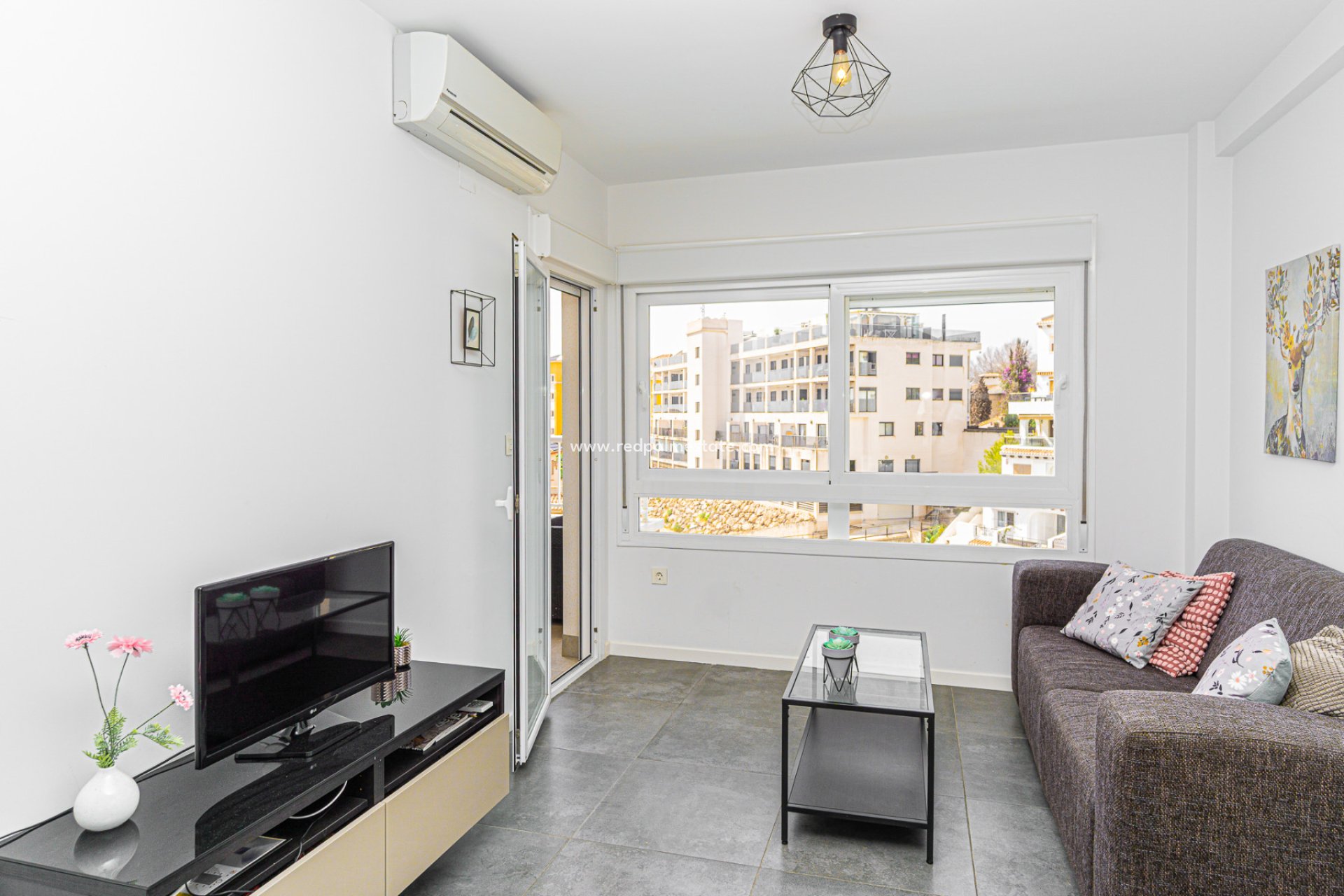 Resale - Apartments -
Orihuela Costa - Campoamor