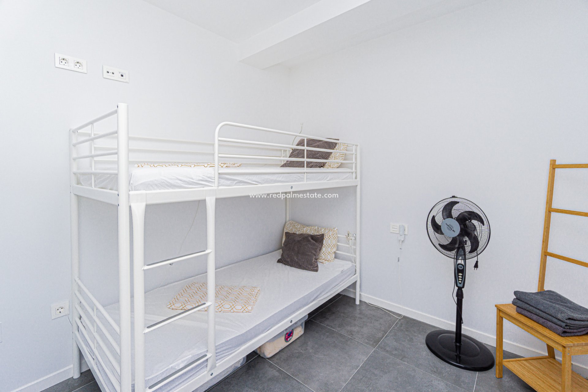 Resale - Apartments -
Orihuela Costa - Campoamor