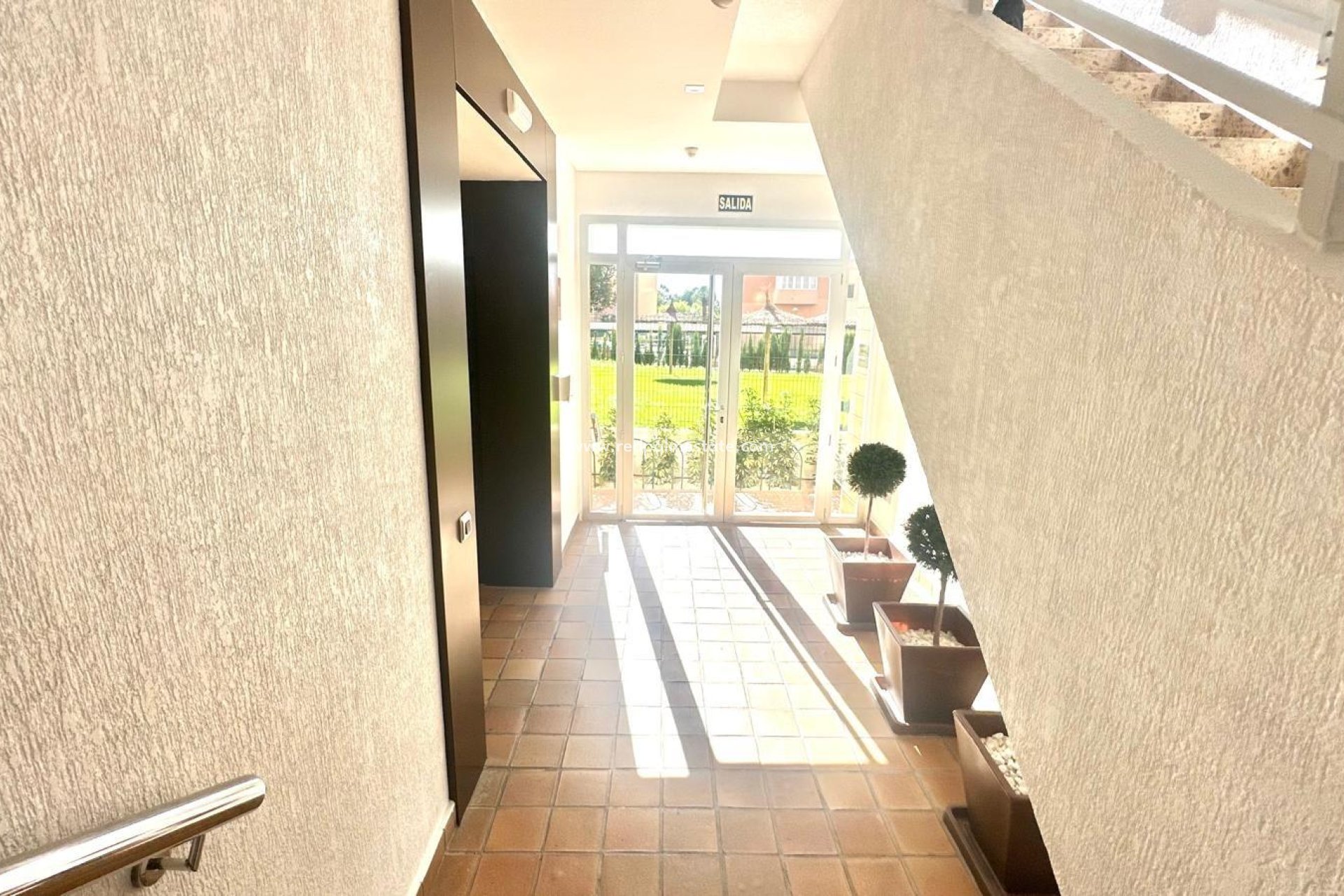 Resale - Apartments -
Orihuela Costa - Campoamor