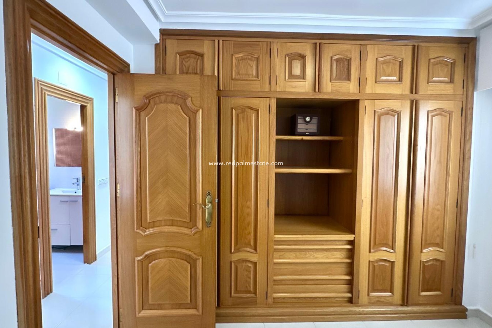 Resale - Apartments -
Orihuela Costa - Campoamor