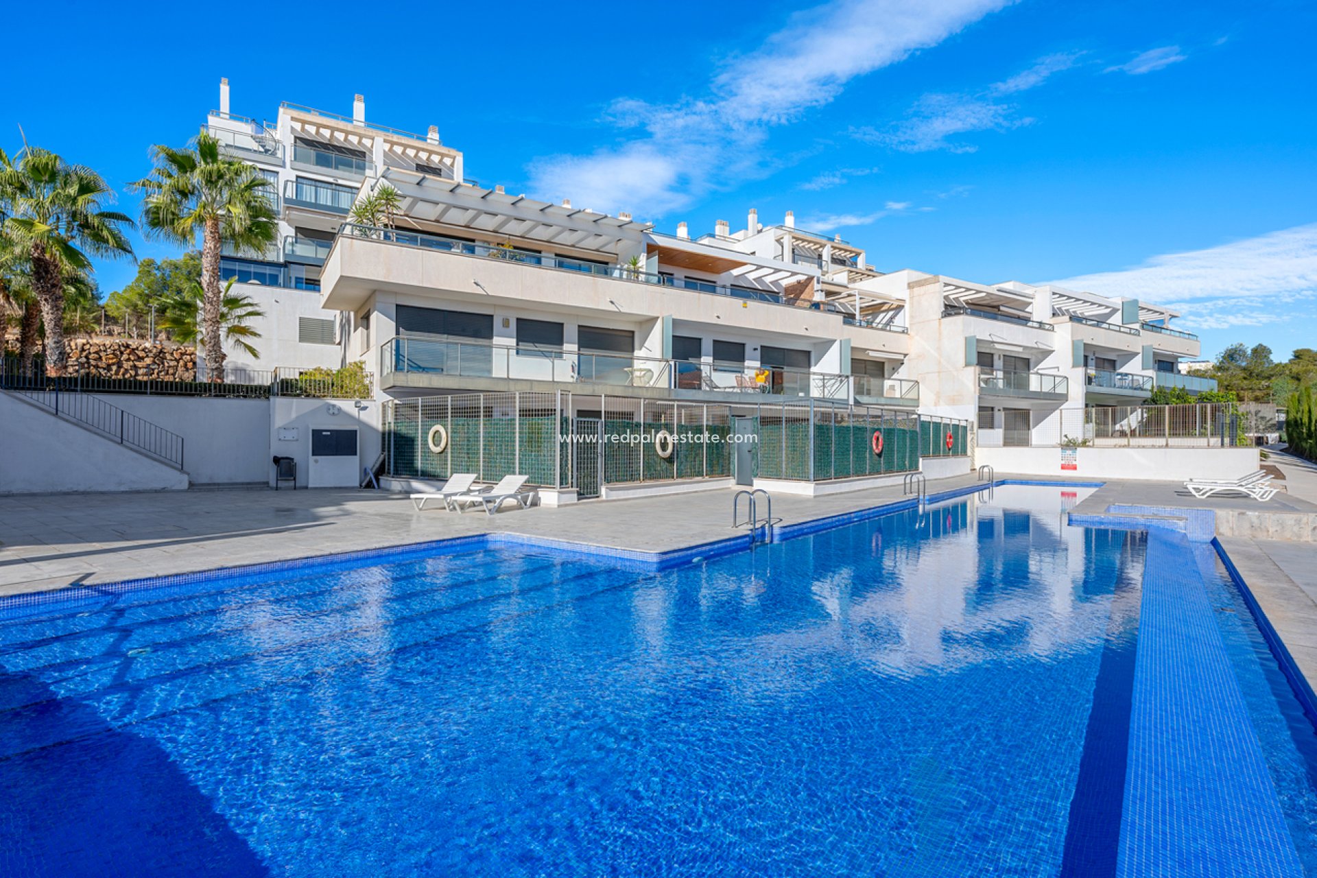 Resale - Apartments -
Orihuela Costa - Campoamor