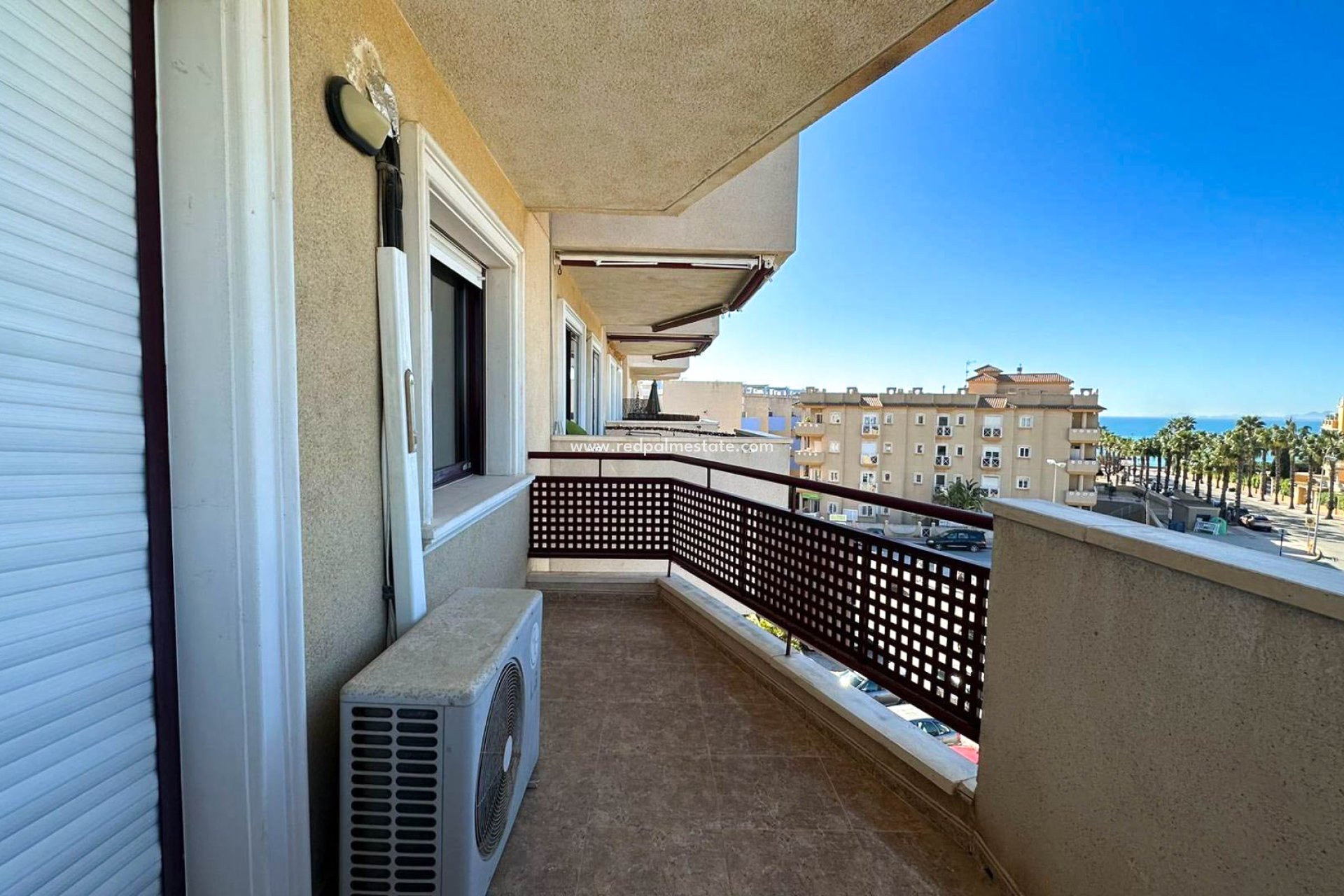 Resale - Apartments -
Orihuela Costa - Campoamor