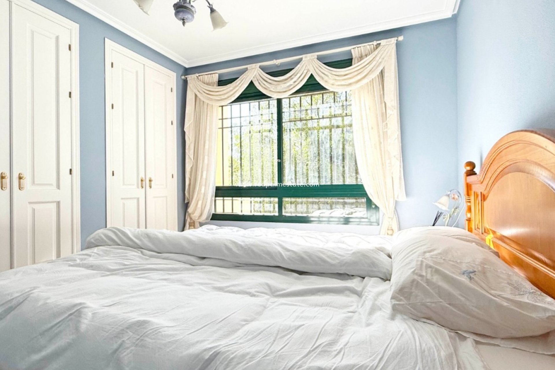 Resale - Apartments -
Orihuela Costa - Costa Blanca