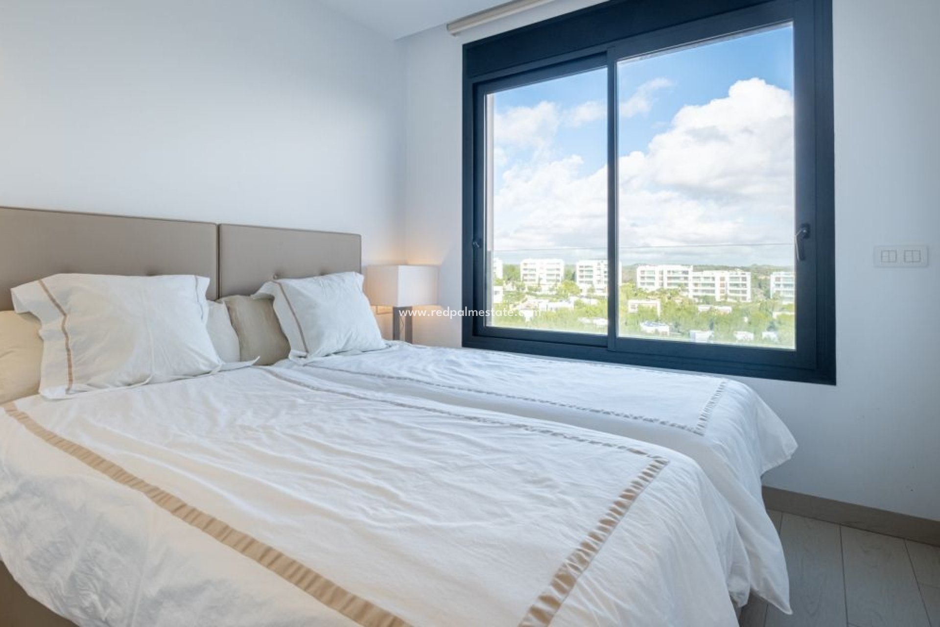 Resale - Apartments -
Orihuela Costa - Costa Blanca