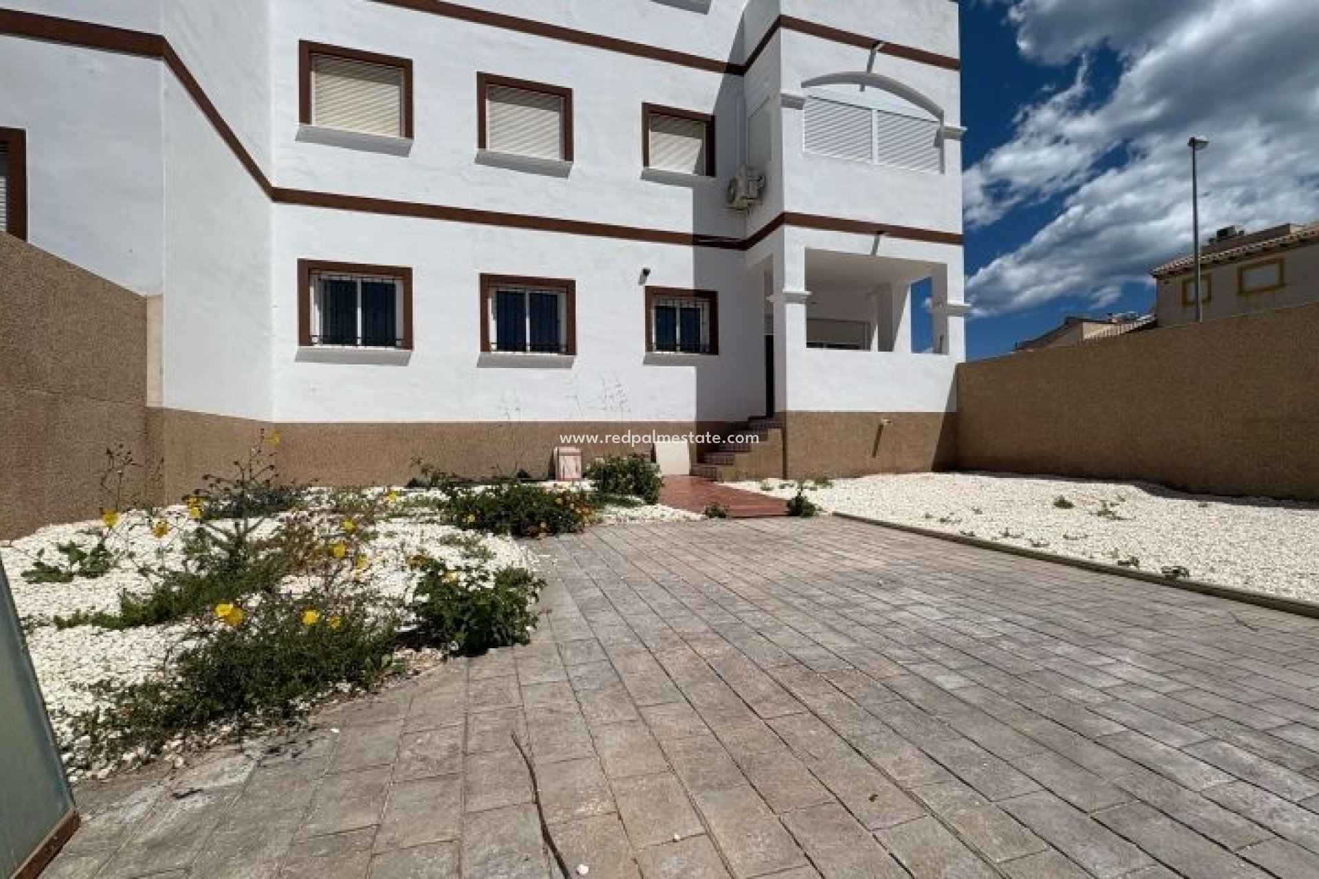 Resale - Apartments -
Orihuela Costa - Costa Blanca