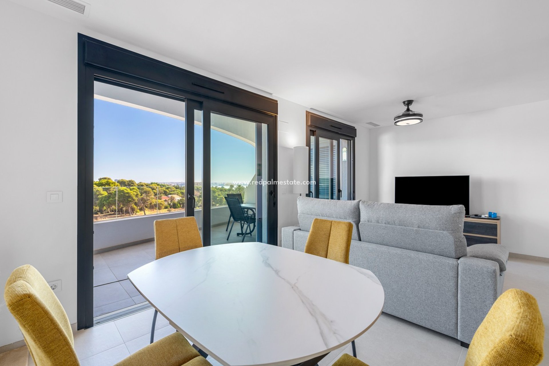 Resale - Apartments -
Orihuela Costa - Costa Blanca