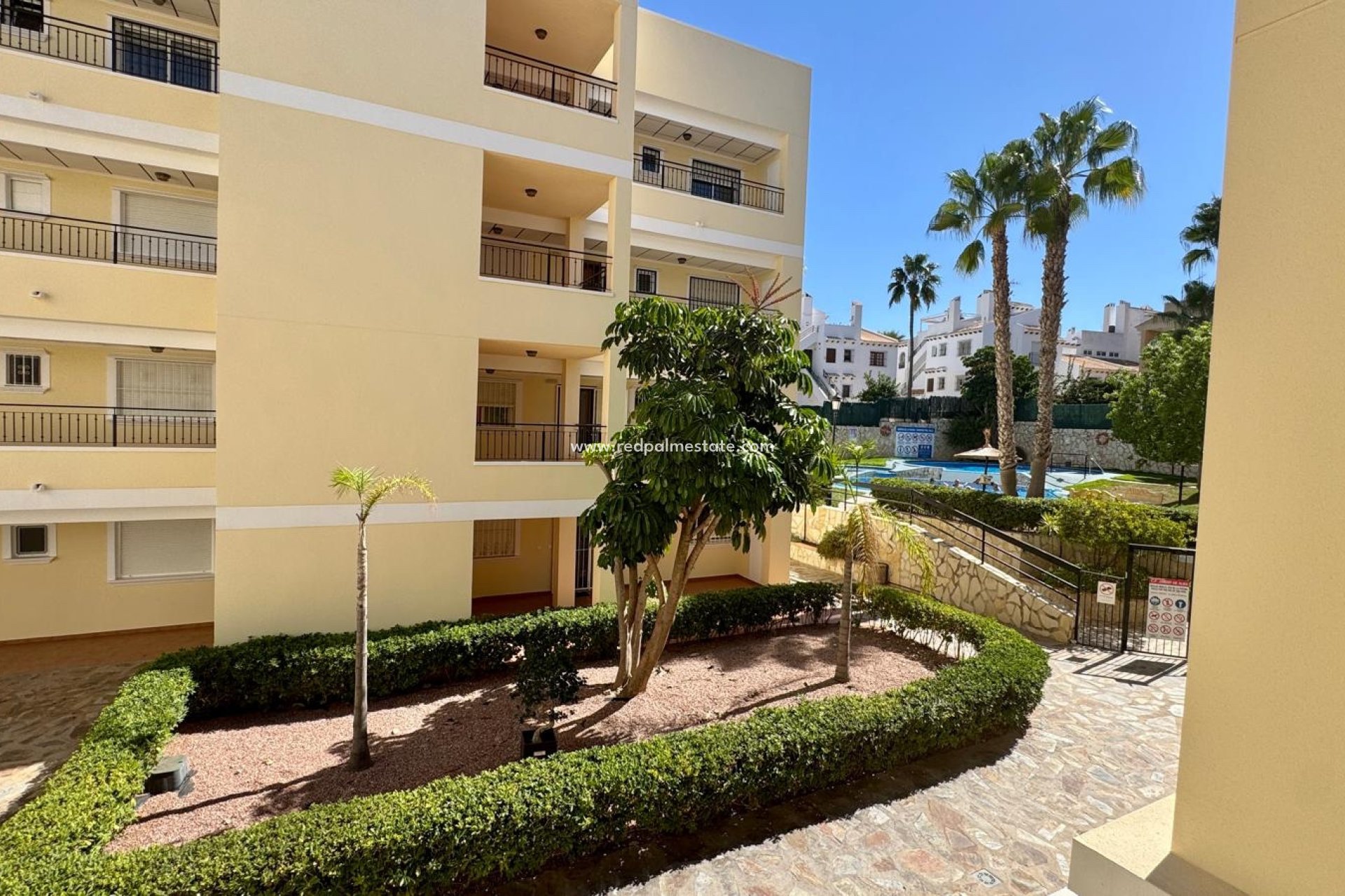 Resale - Apartments -
Orihuela Costa - Costa Blanca