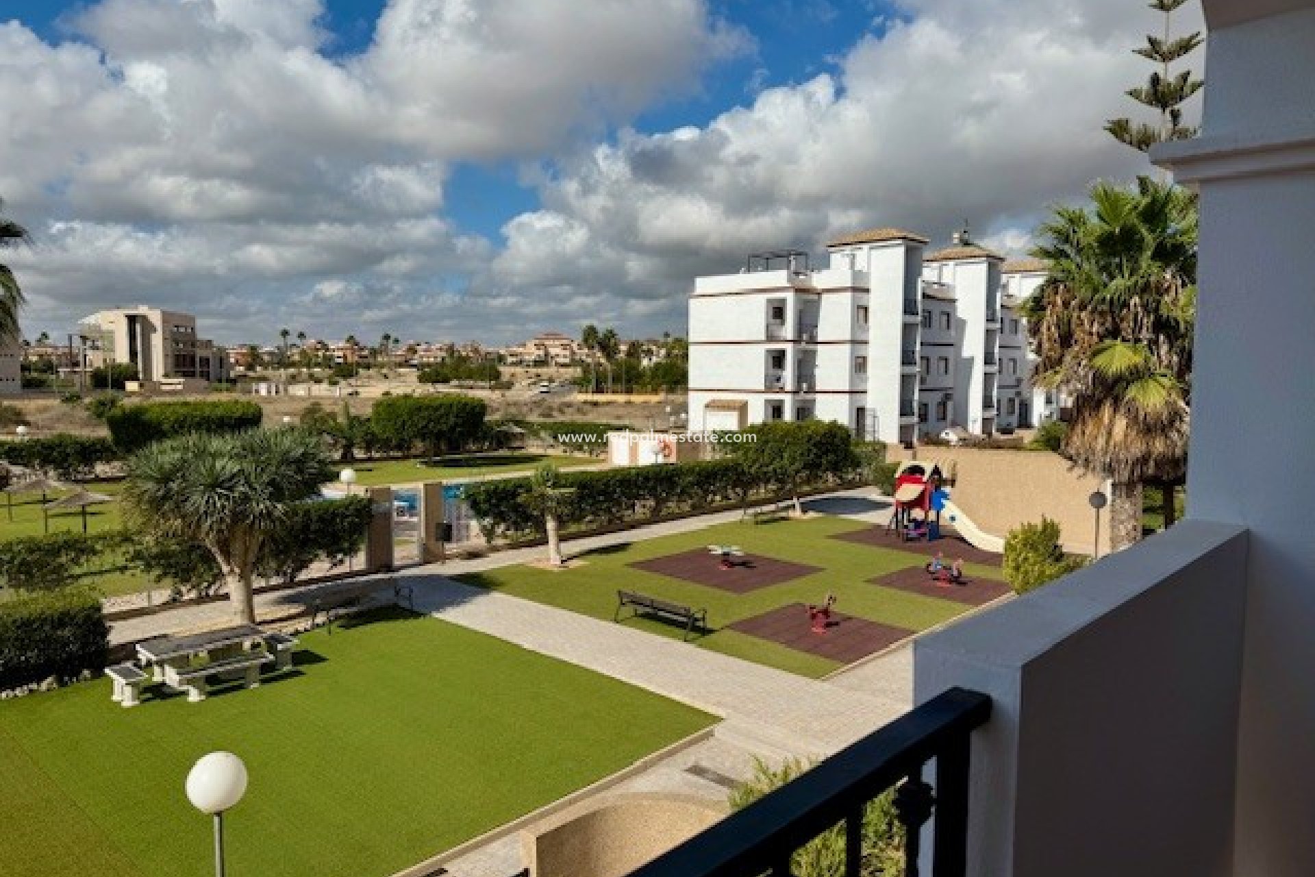 Resale - Apartments -
Orihuela Costa - Costa Blanca