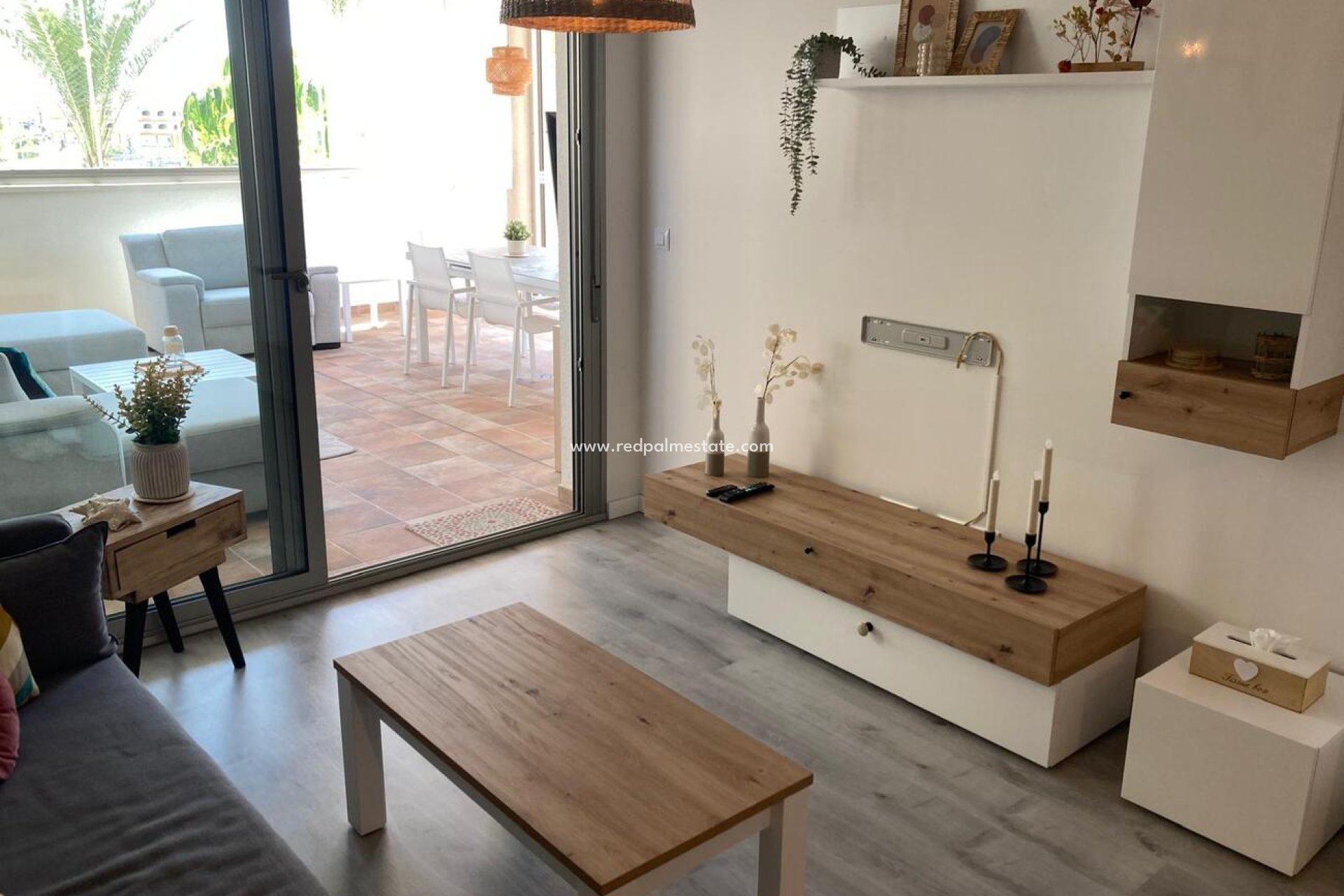 Resale - Apartments -
Orihuela Costa - Costa Blanca
