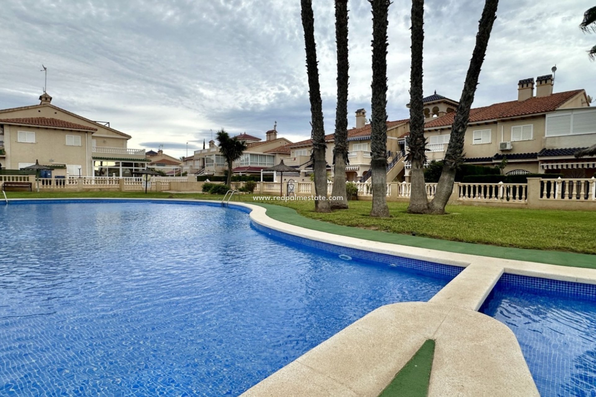 Resale - Apartments -
Orihuela Costa - Costa Blanca