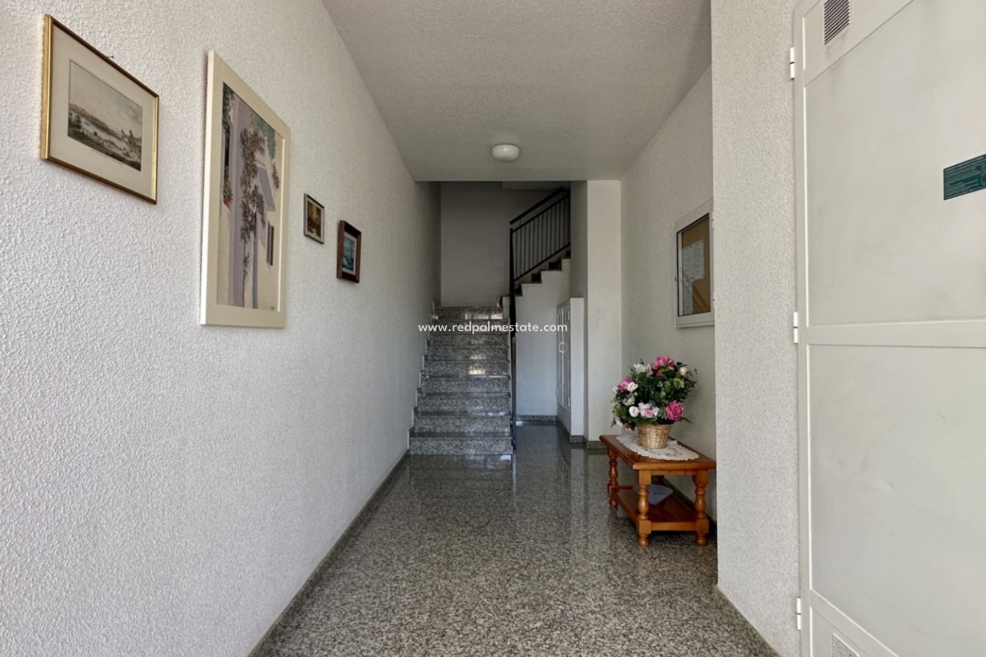 Resale - Apartments -
Orihuela Costa - Costa Blanca