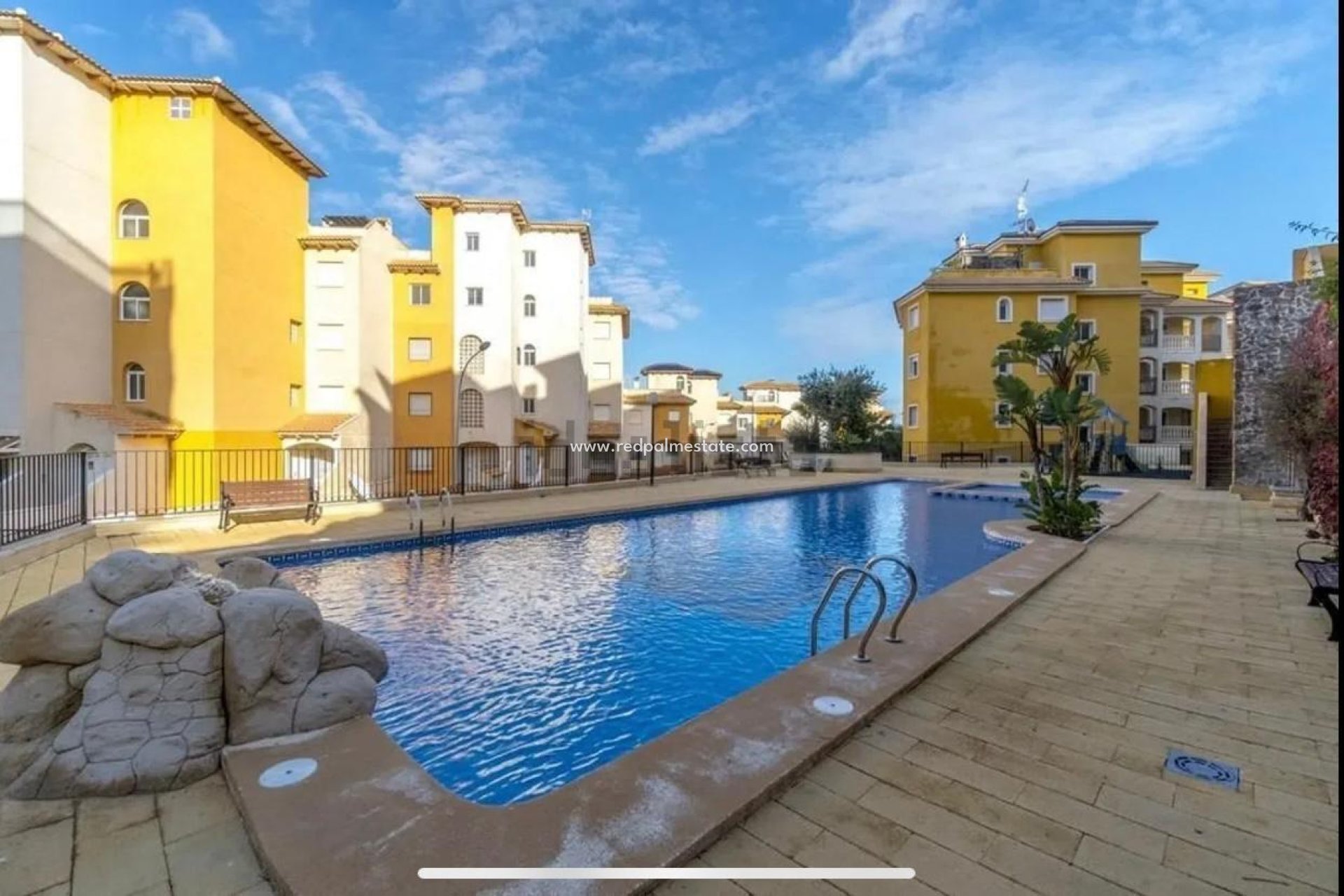 Resale - Apartments -
Orihuela Costa - Costa Blanca