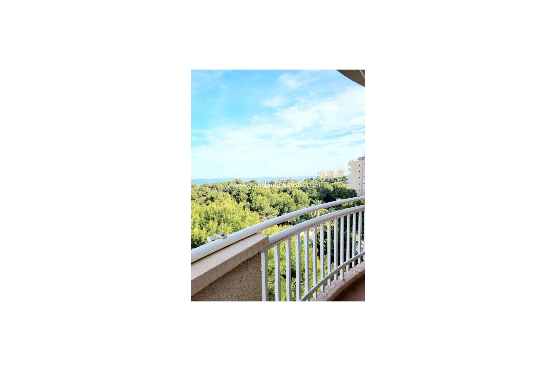 Resale - Apartments -
Orihuela Costa - Dehesa de campoamor