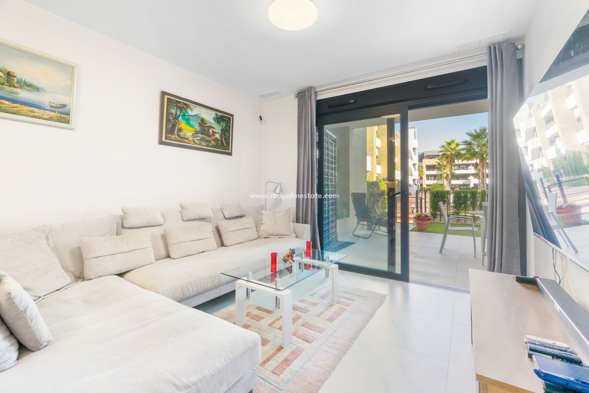 Resale - Apartments -
Orihuela Costa - Flamenca Village