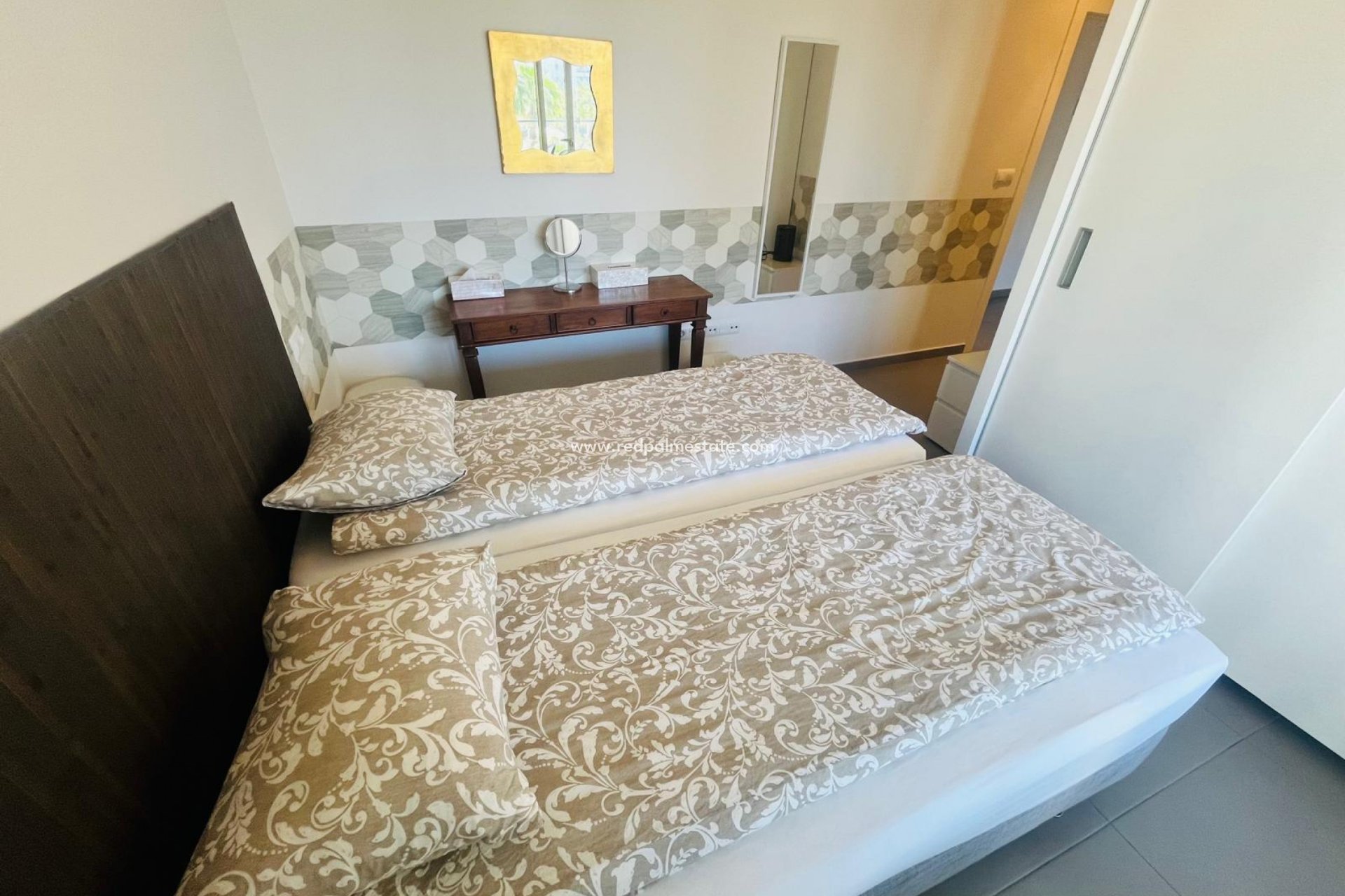 Resale - Apartments -
Orihuela Costa - Inland