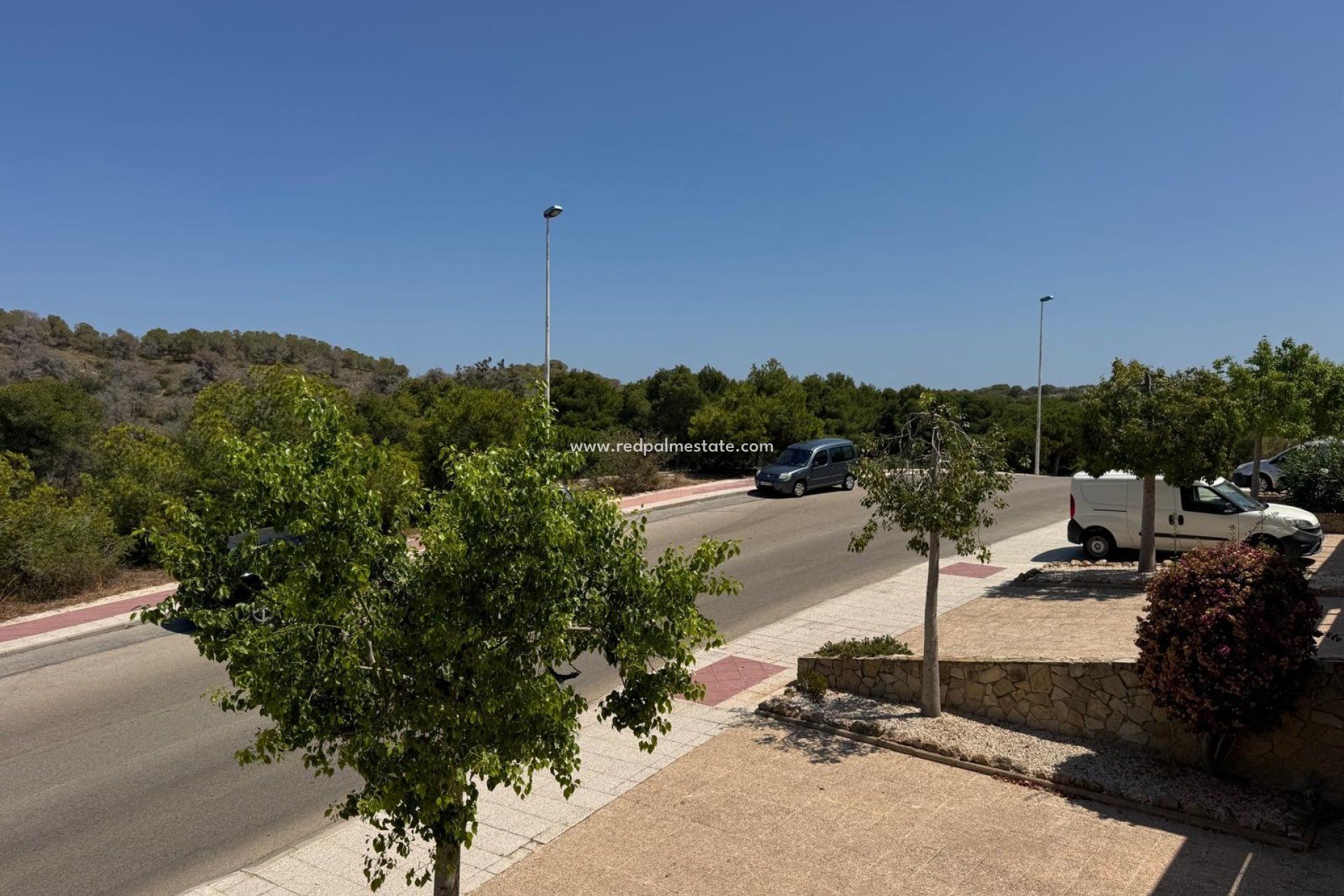 Resale - Apartments -
Orihuela Costa - Inland