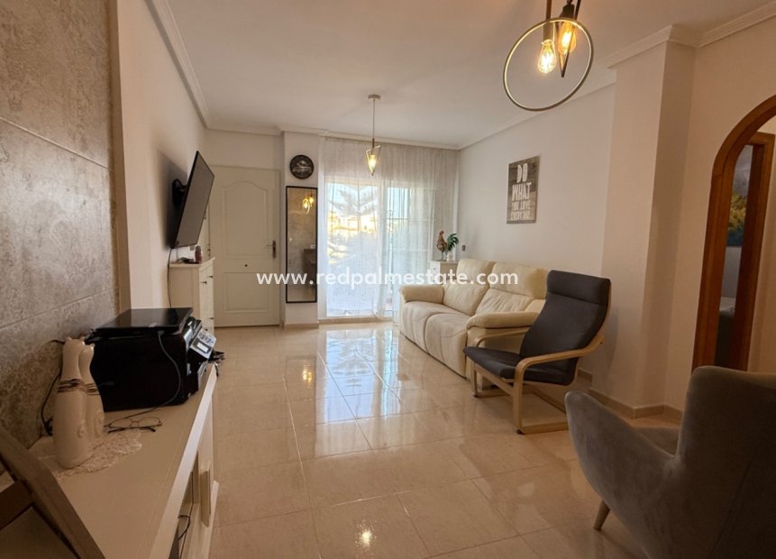 Resale - Apartments -
Orihuela Costa - Inland