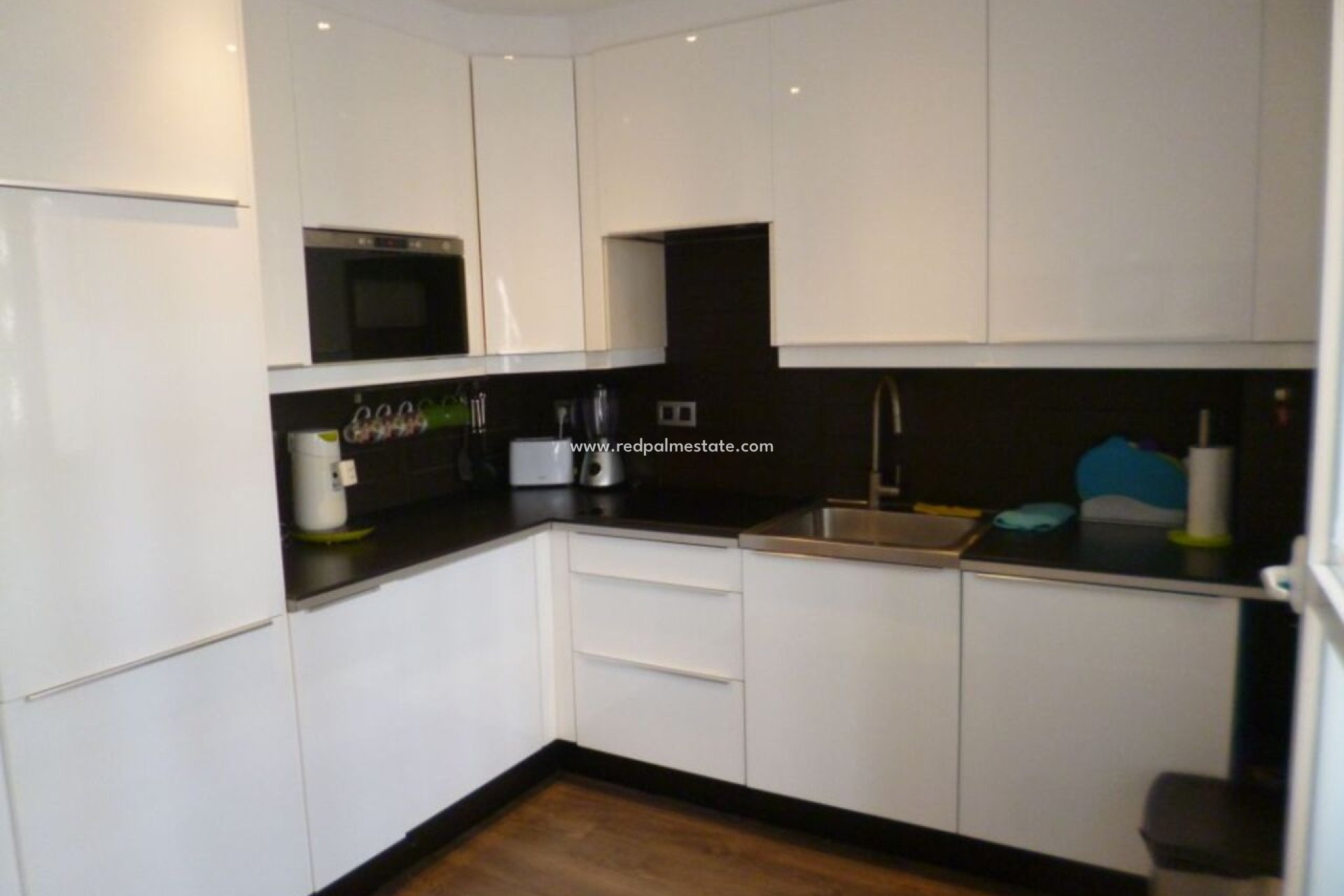 Resale - Apartments -
Orihuela Costa - Inland