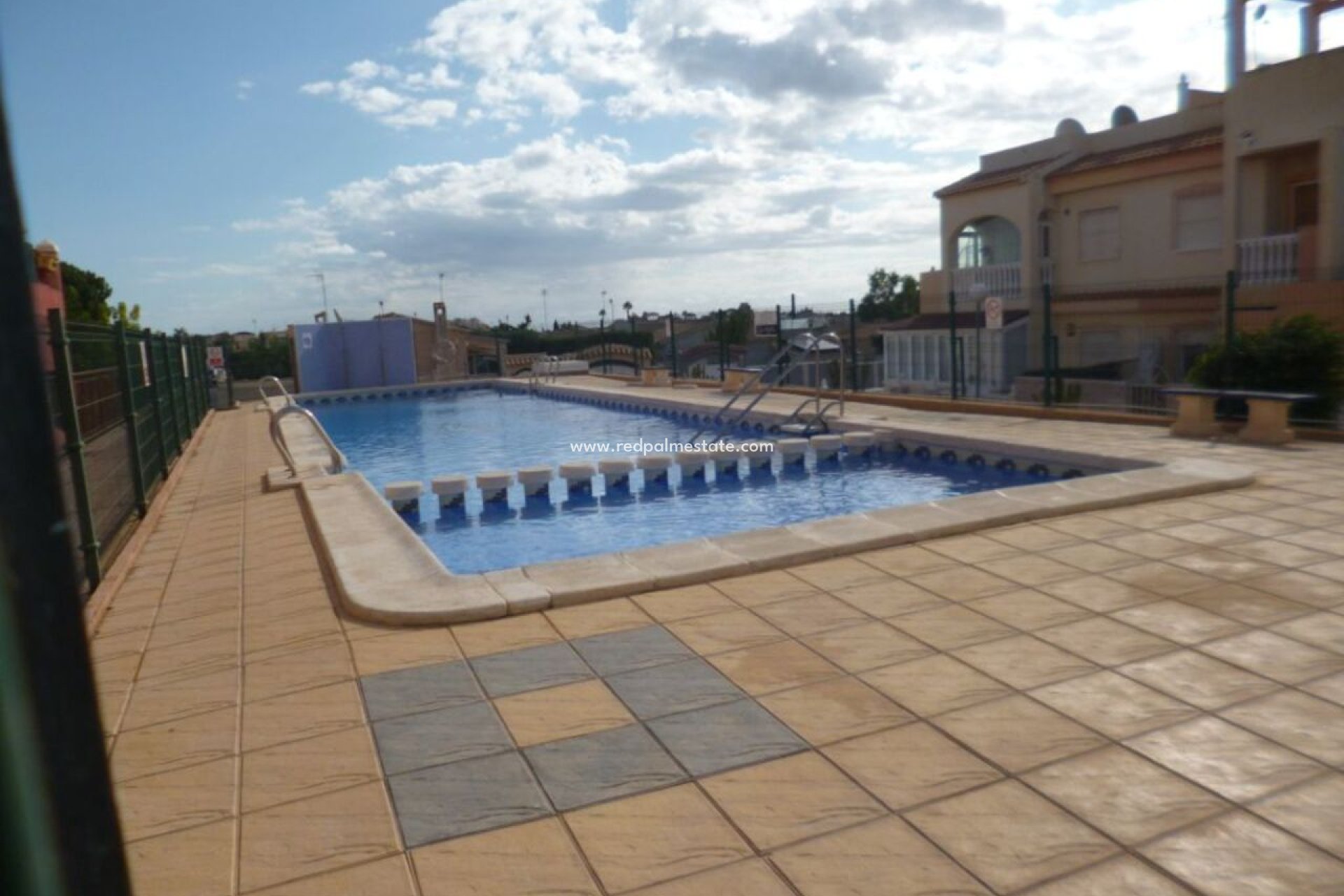 Resale - Apartments -
Orihuela Costa - Inland