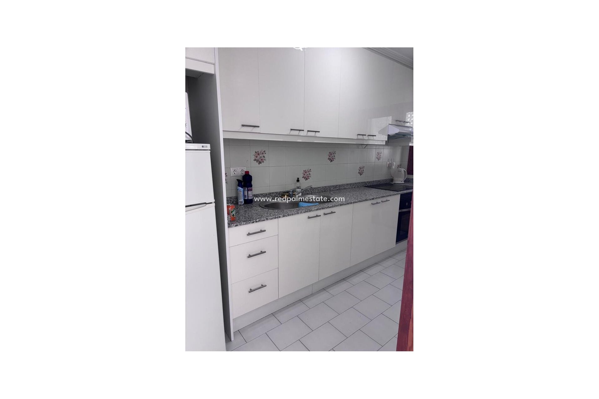 Resale - Apartments -
Orihuela Costa - Inland