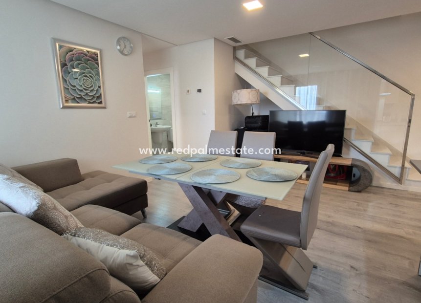 Resale - Apartments -
Orihuela Costa - Inland