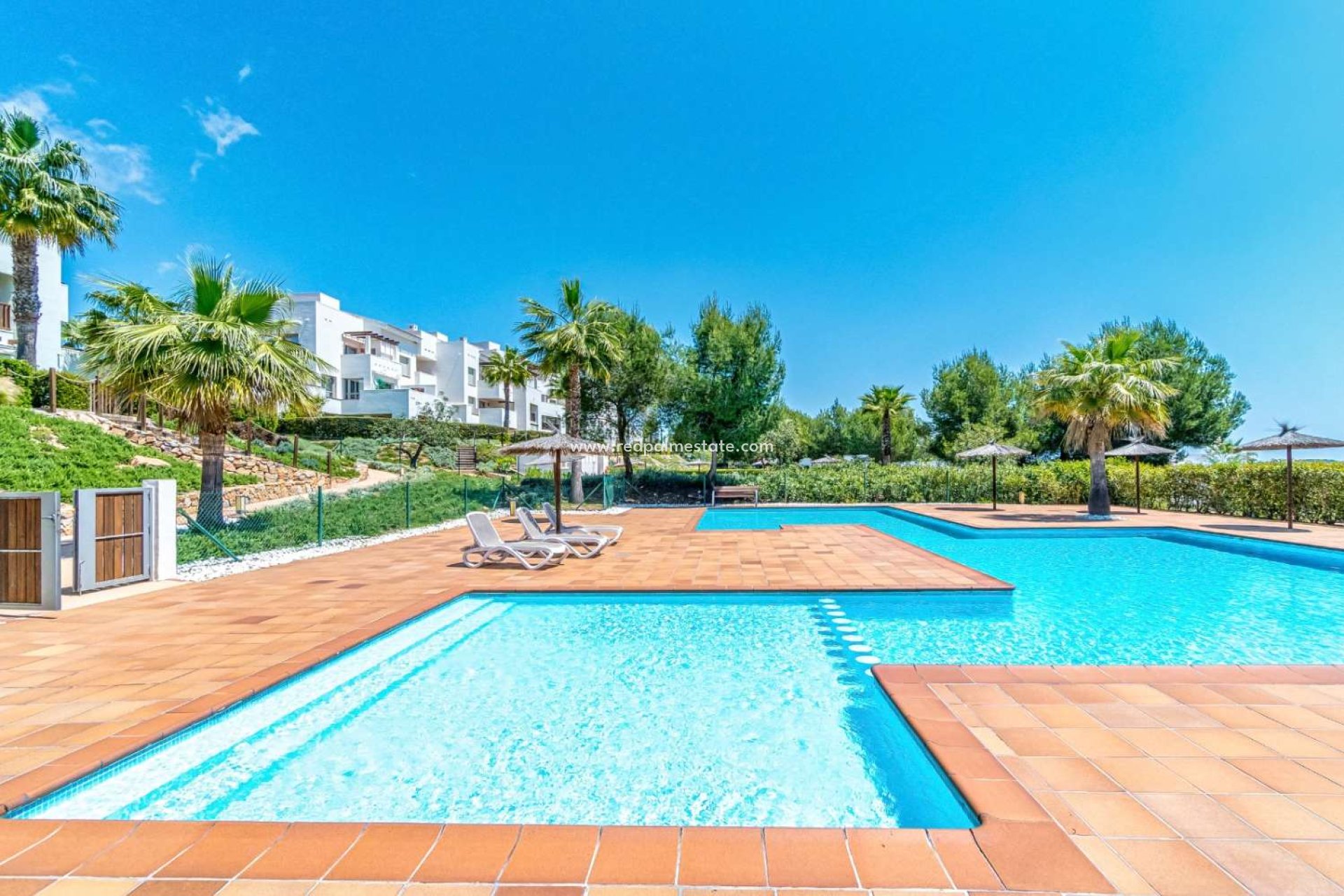 Resale - Apartments -
Orihuela Costa - Inland