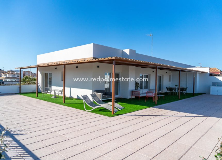 Resale - Apartments -
Orihuela Costa - Inland