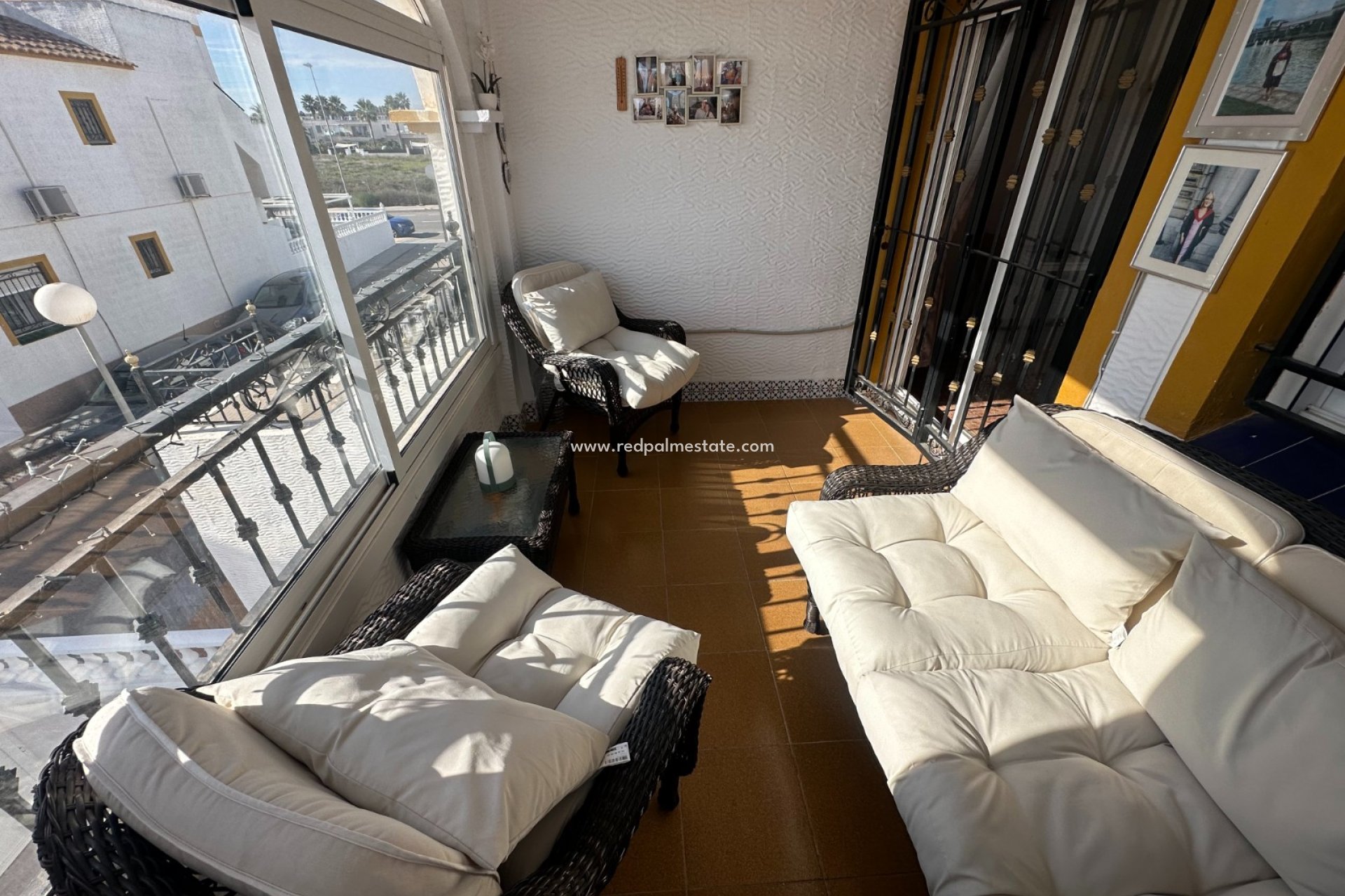 Resale - Apartments -
Orihuela Costa - Inland