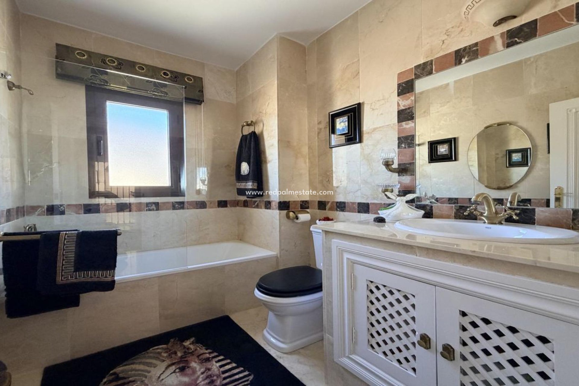 Resale - Apartments -
Orihuela Costa - Inland