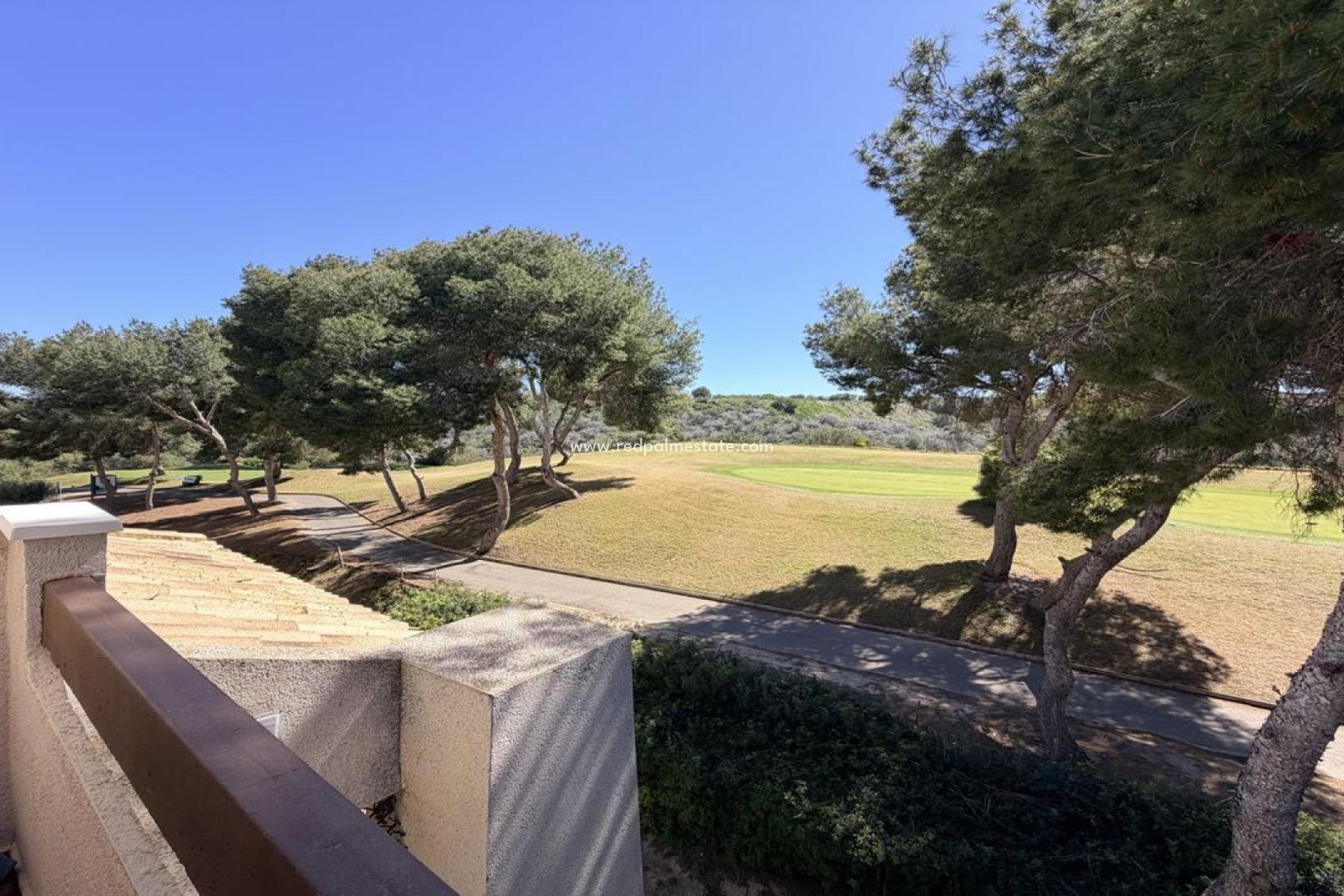 Resale - Apartments -
Orihuela Costa - Inland