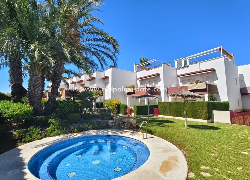 Resale - Apartments -
Orihuela Costa - La Ciñuelica