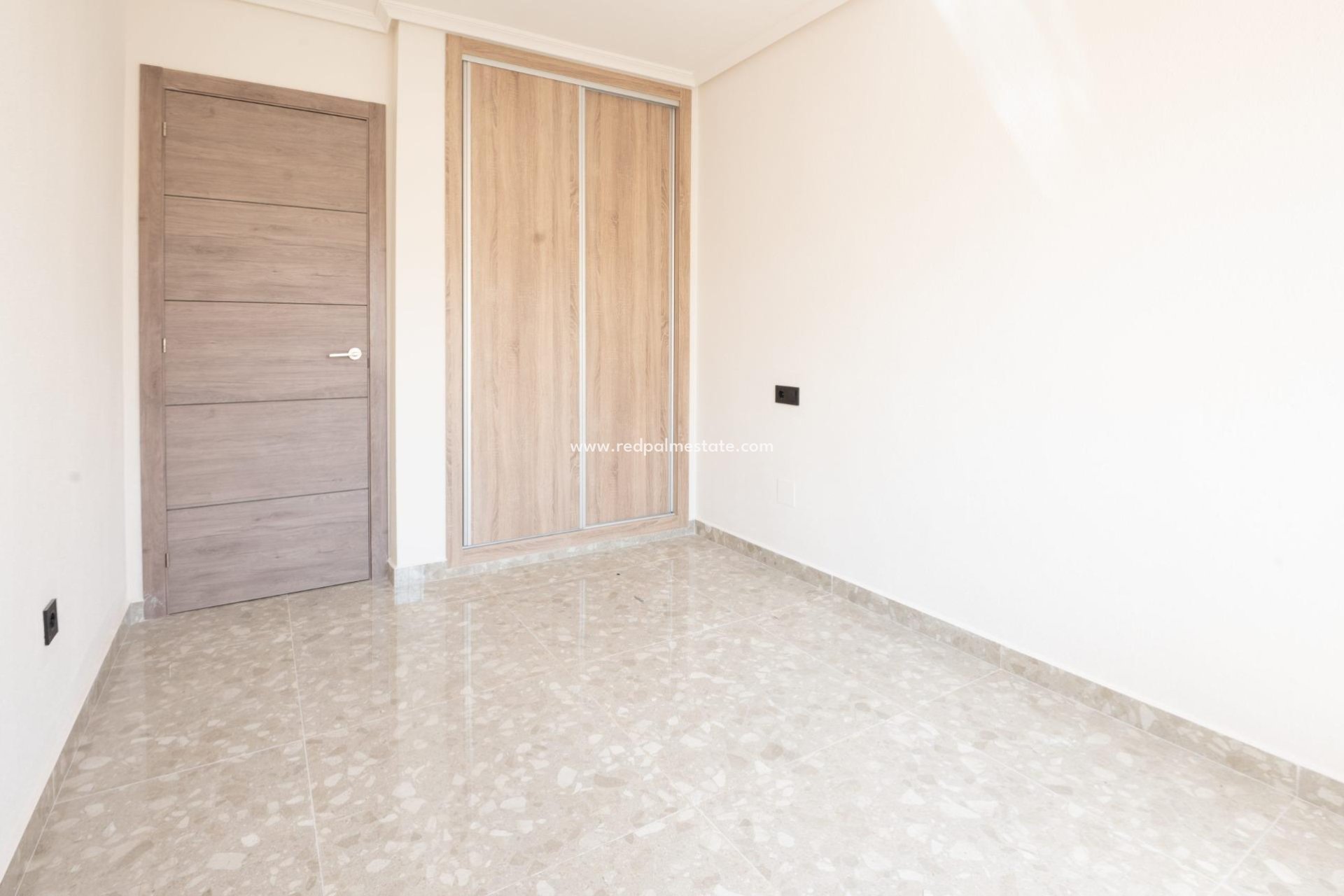 Resale - Apartments -
Orihuela Costa - La Florida