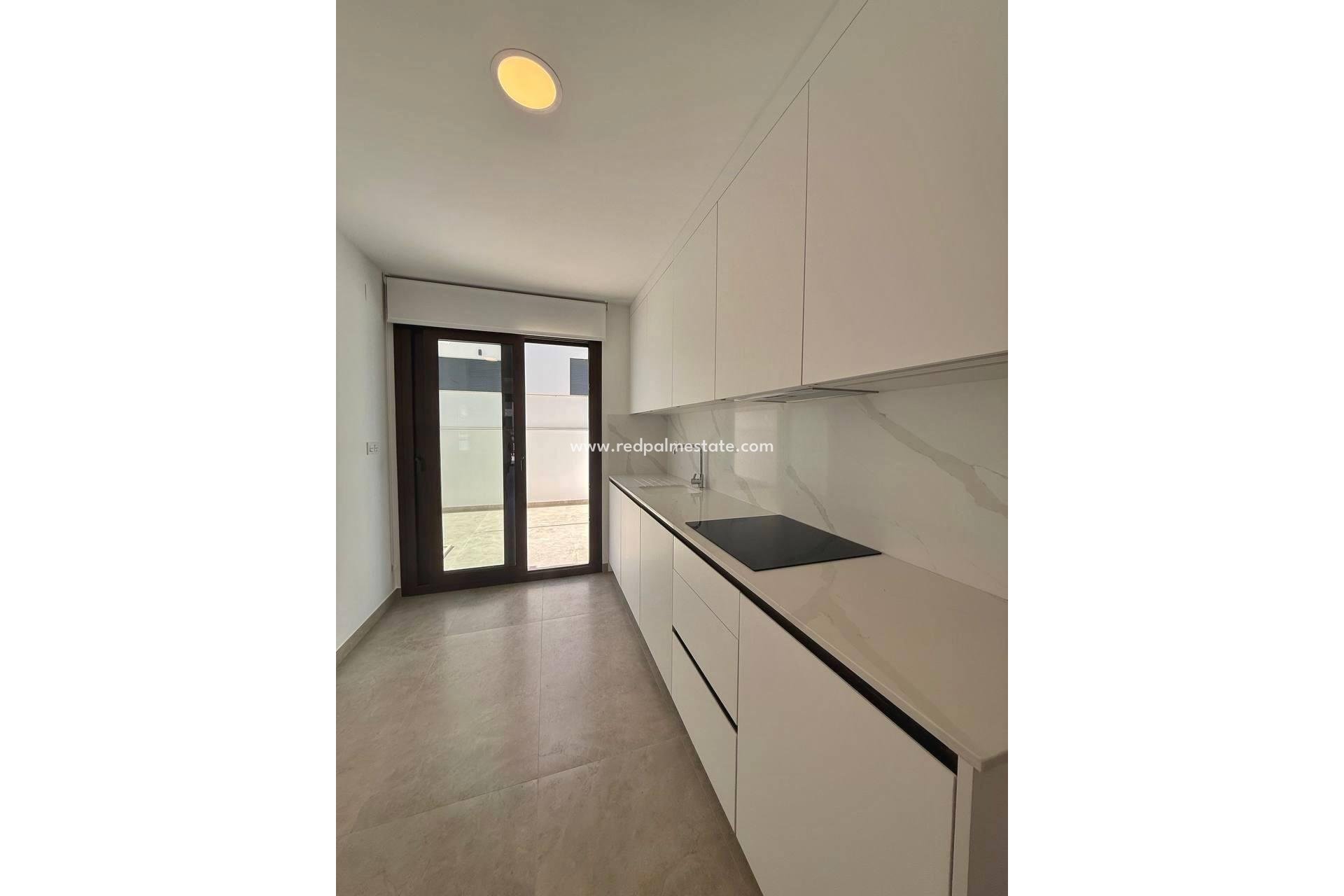 Resale - Apartments -
Orihuela Costa - La Florida