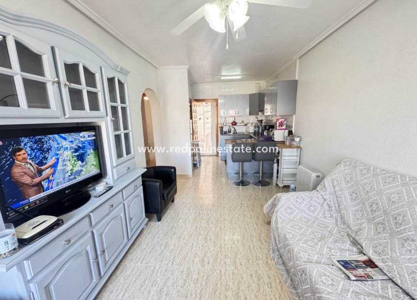 Resale - Apartments -
Orihuela Costa - La Florida