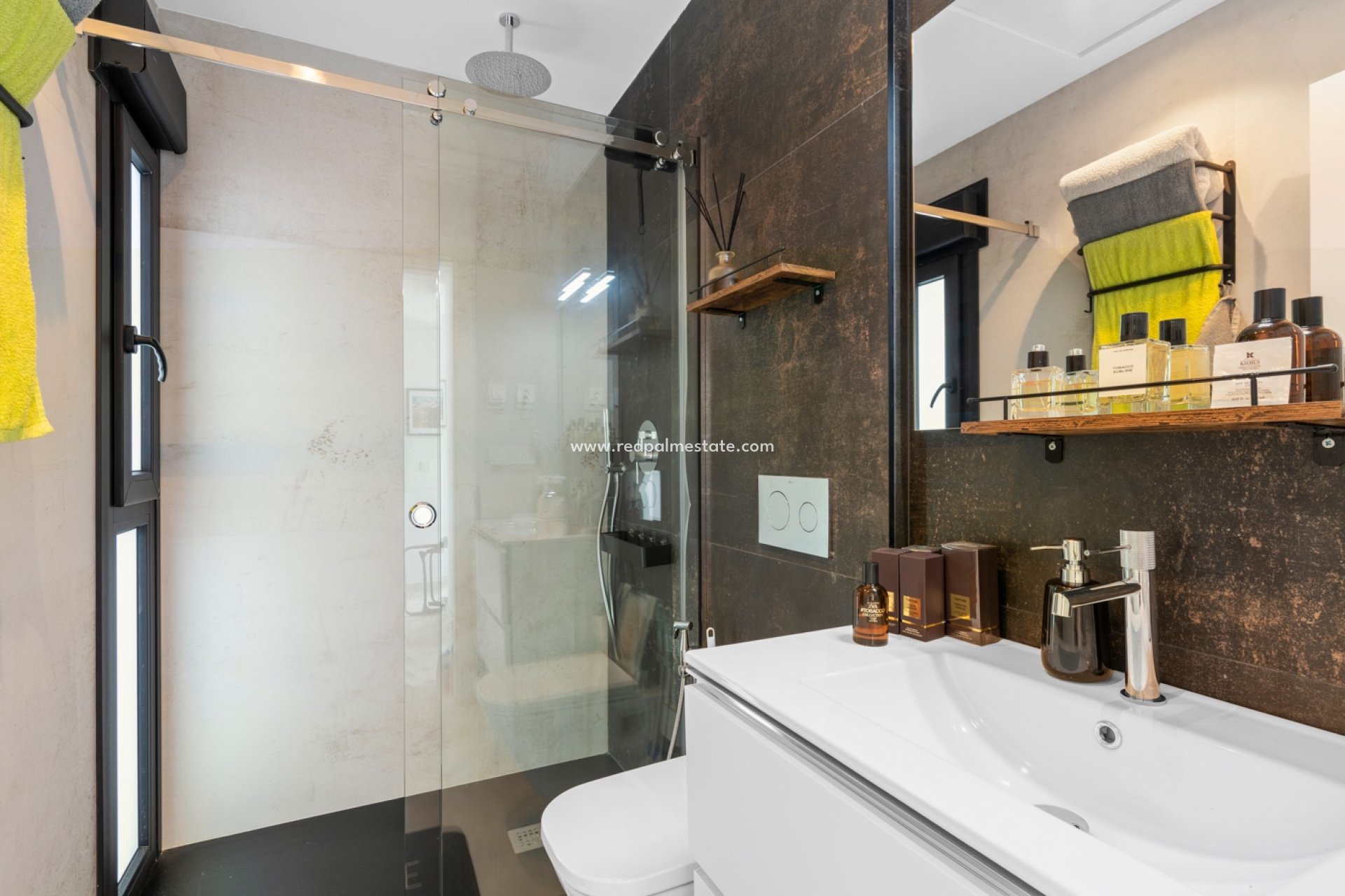 Resale - Apartments -
Orihuela Costa - La Zenia