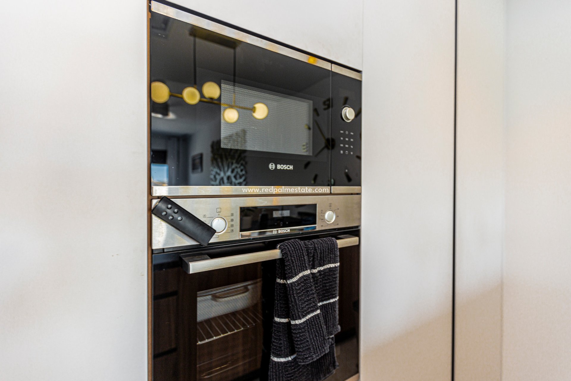 Resale - Apartments -
Orihuela Costa - La Zenia