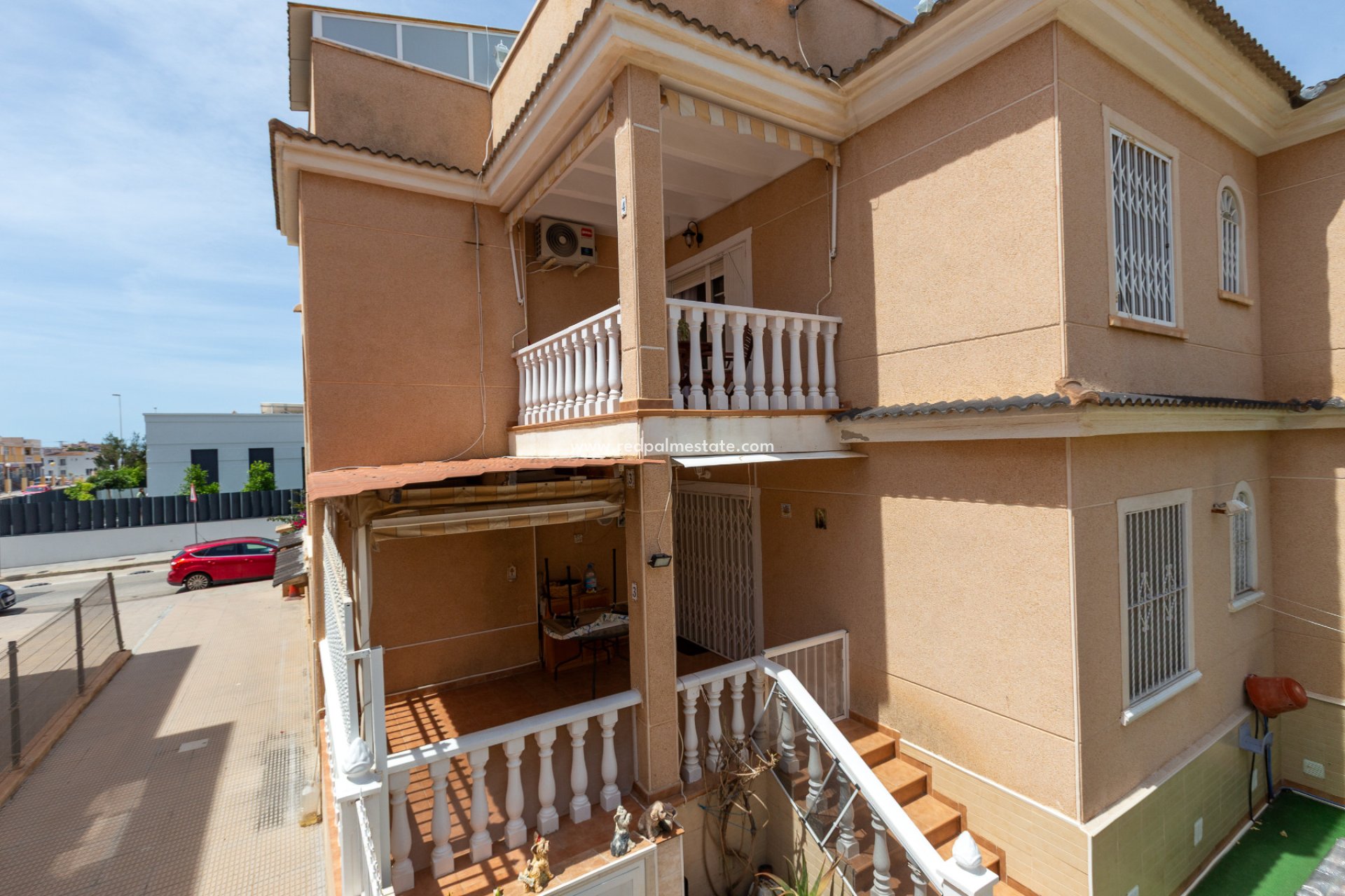 Resale - Apartments -
Orihuela Costa - La Zenia