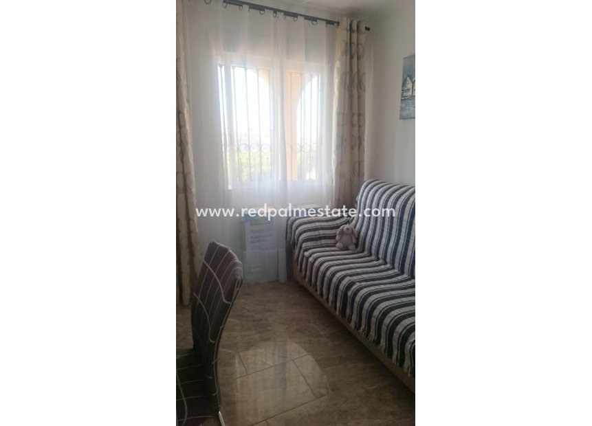 Resale - Apartments -
Orihuela Costa - La Zenia