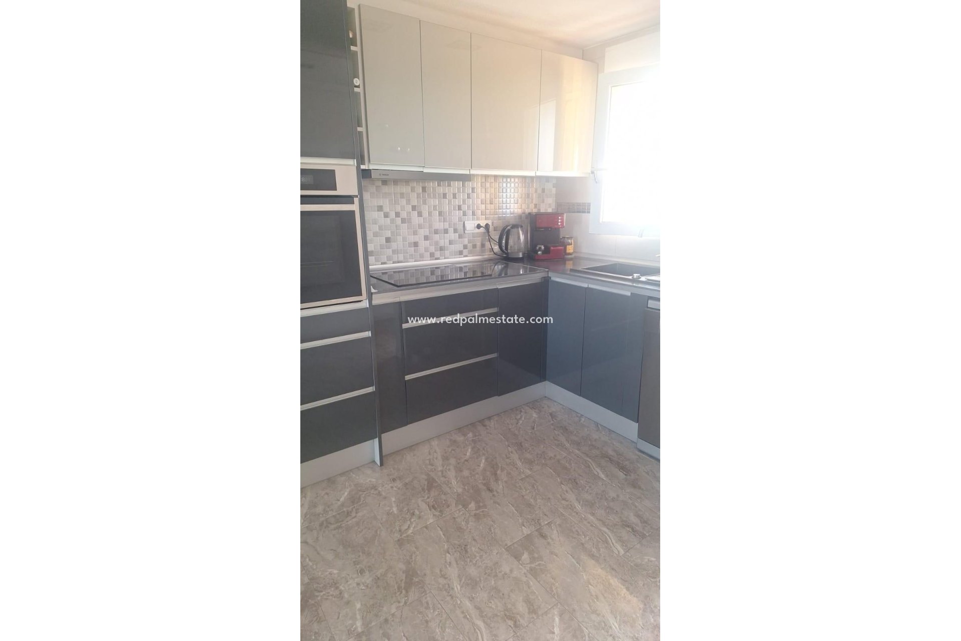 Resale - Apartments -
Orihuela Costa - La Zenia