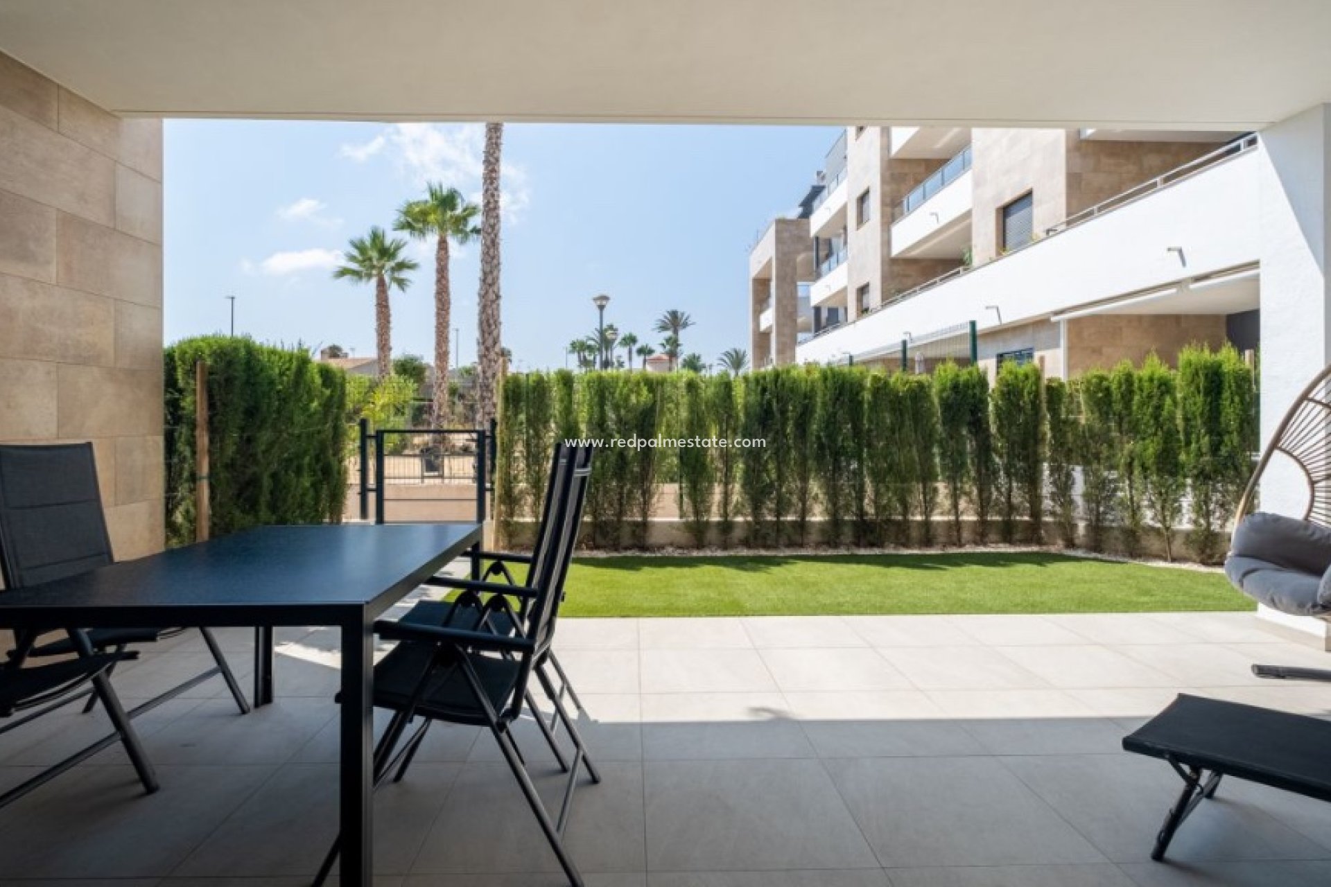 Resale - Apartments -
Orihuela Costa - La Zenia