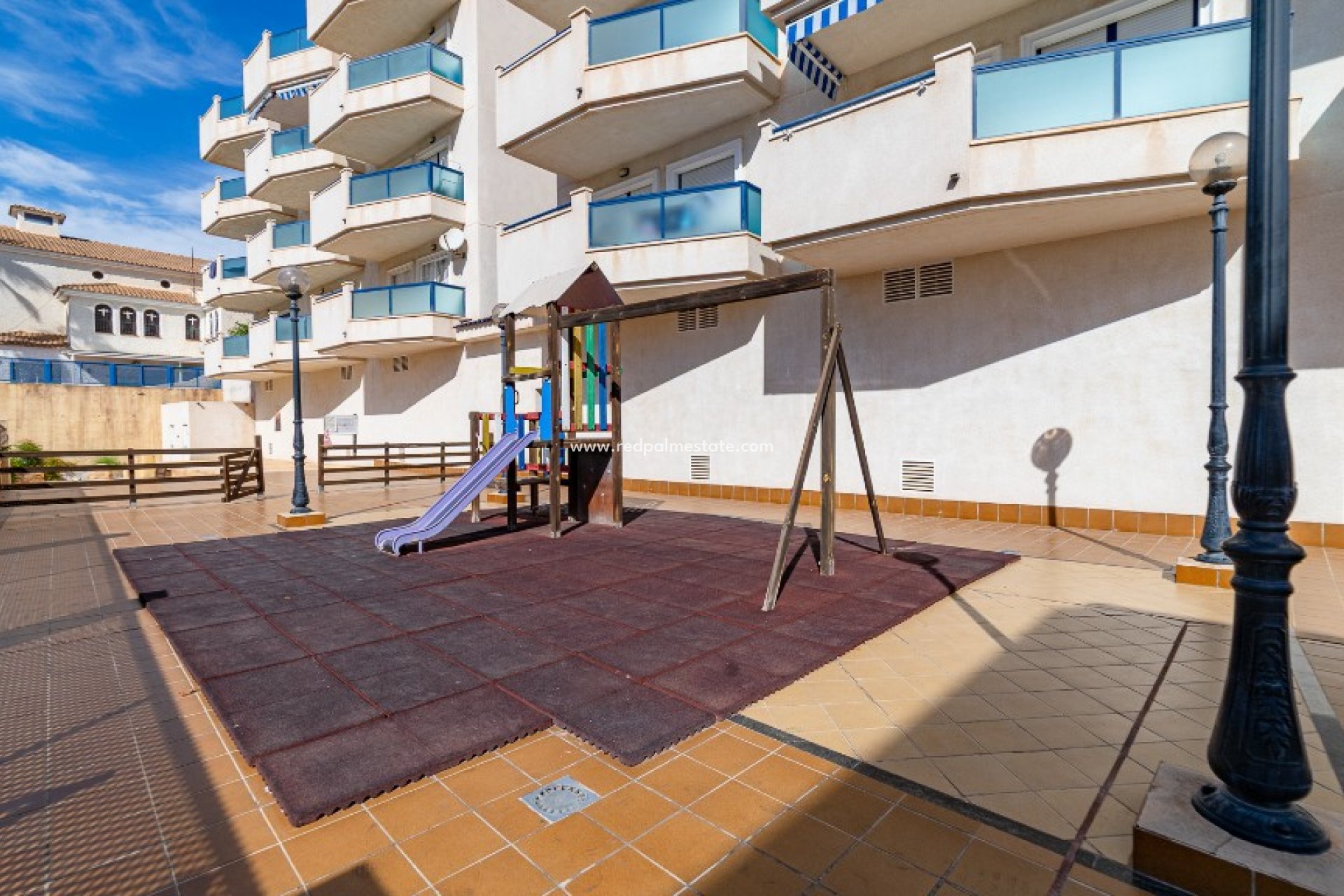 Resale - Apartments -
Orihuela Costa - La Zenia