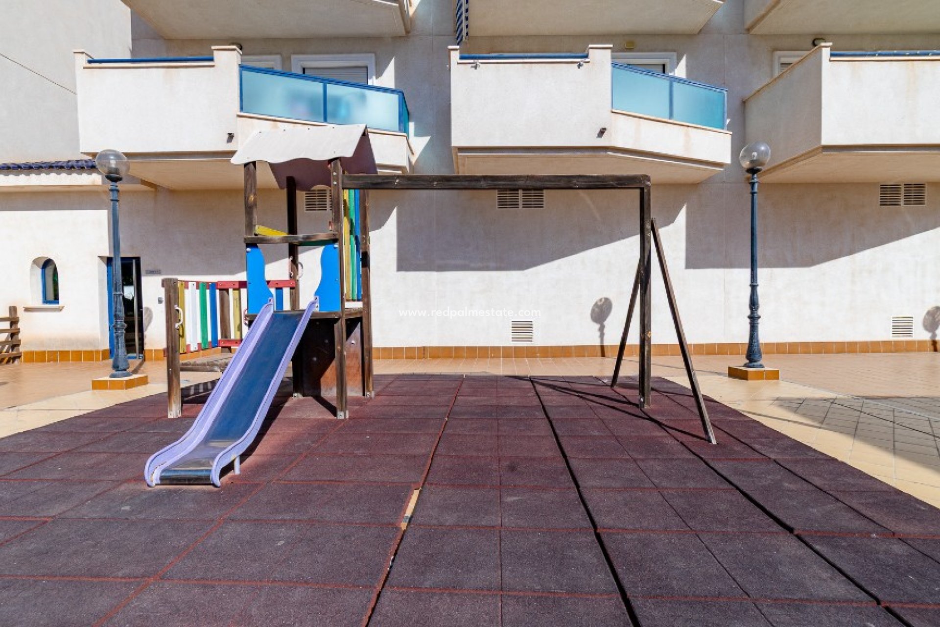 Resale - Apartments -
Orihuela Costa - La Zenia