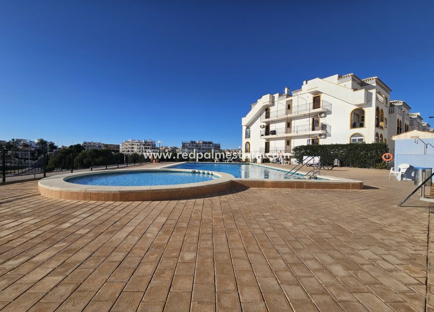 Resale - Apartments -
Orihuela Costa - La Zenia
