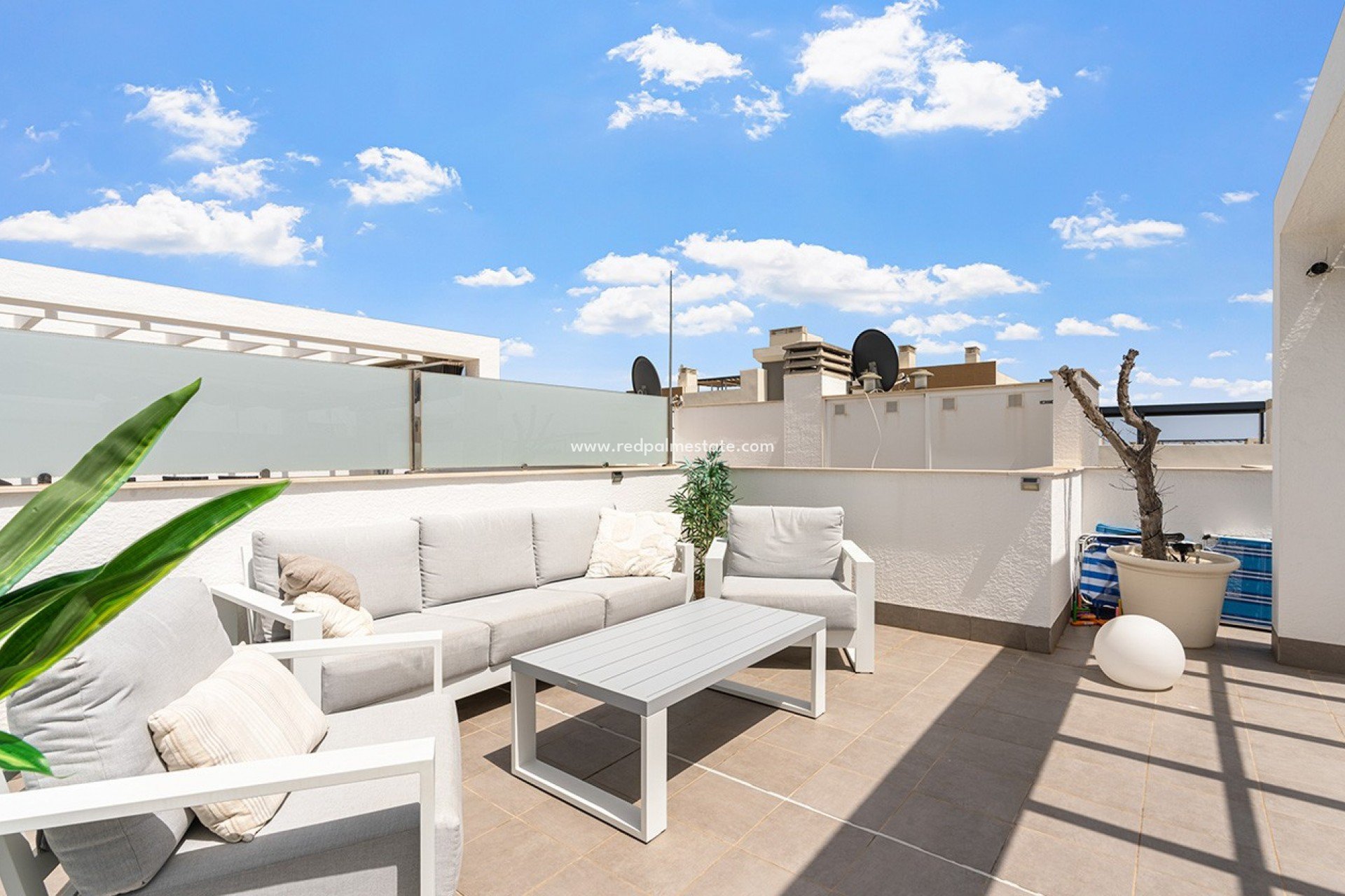 Resale - Apartments -
Orihuela Costa - La Zenia